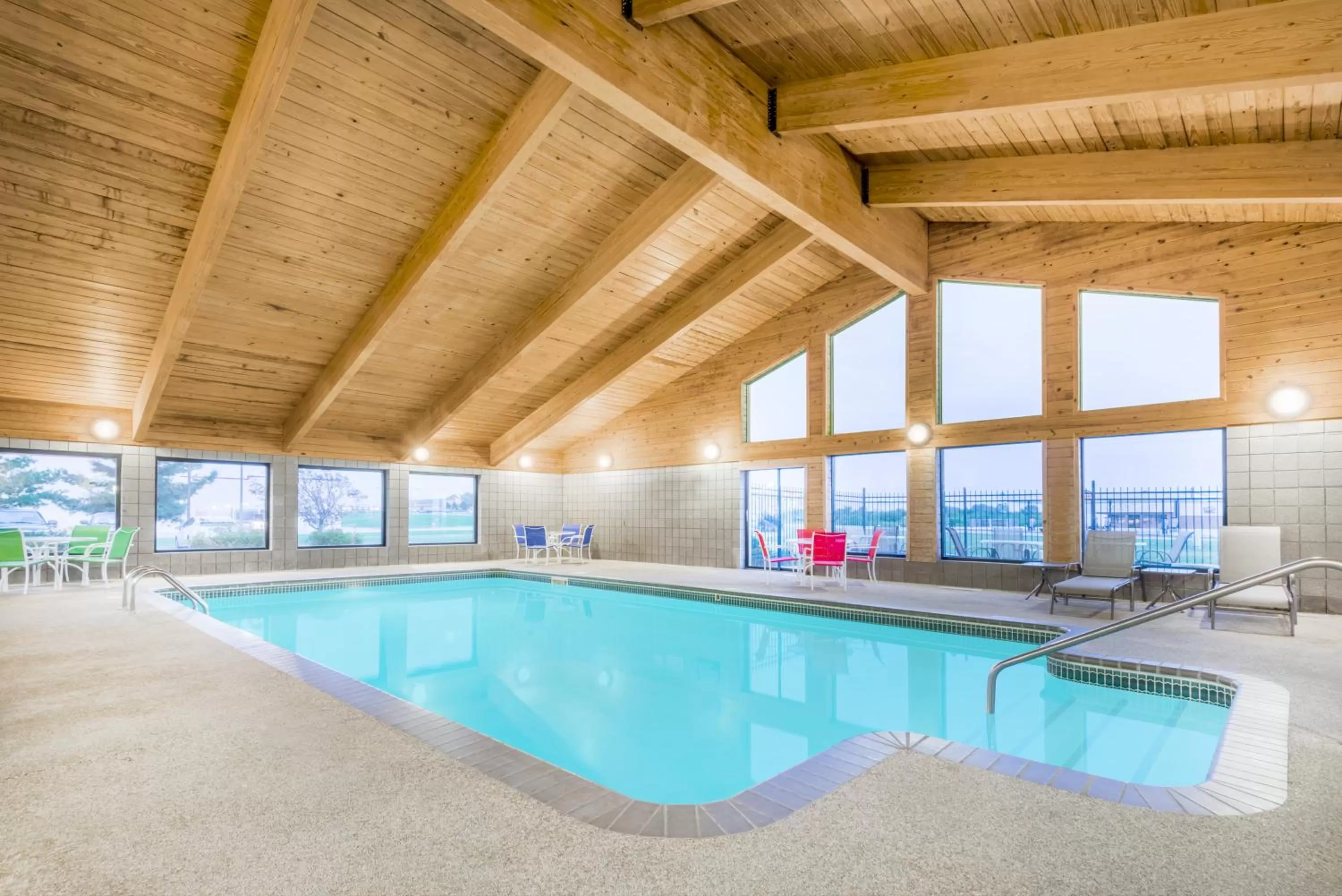 Swimming pool in Baymont by Wyndham Marshalltown