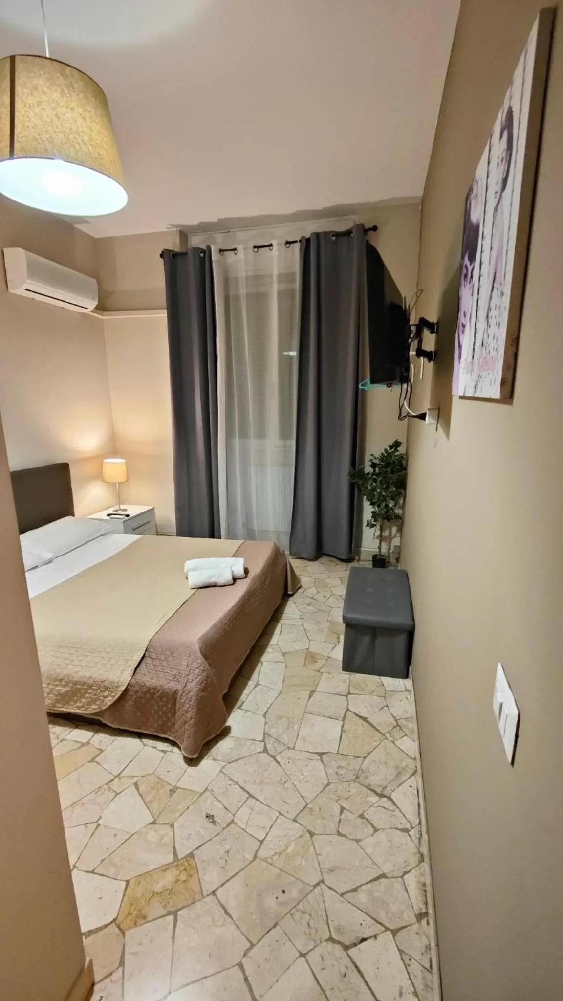 Bed in Etnea glamour house