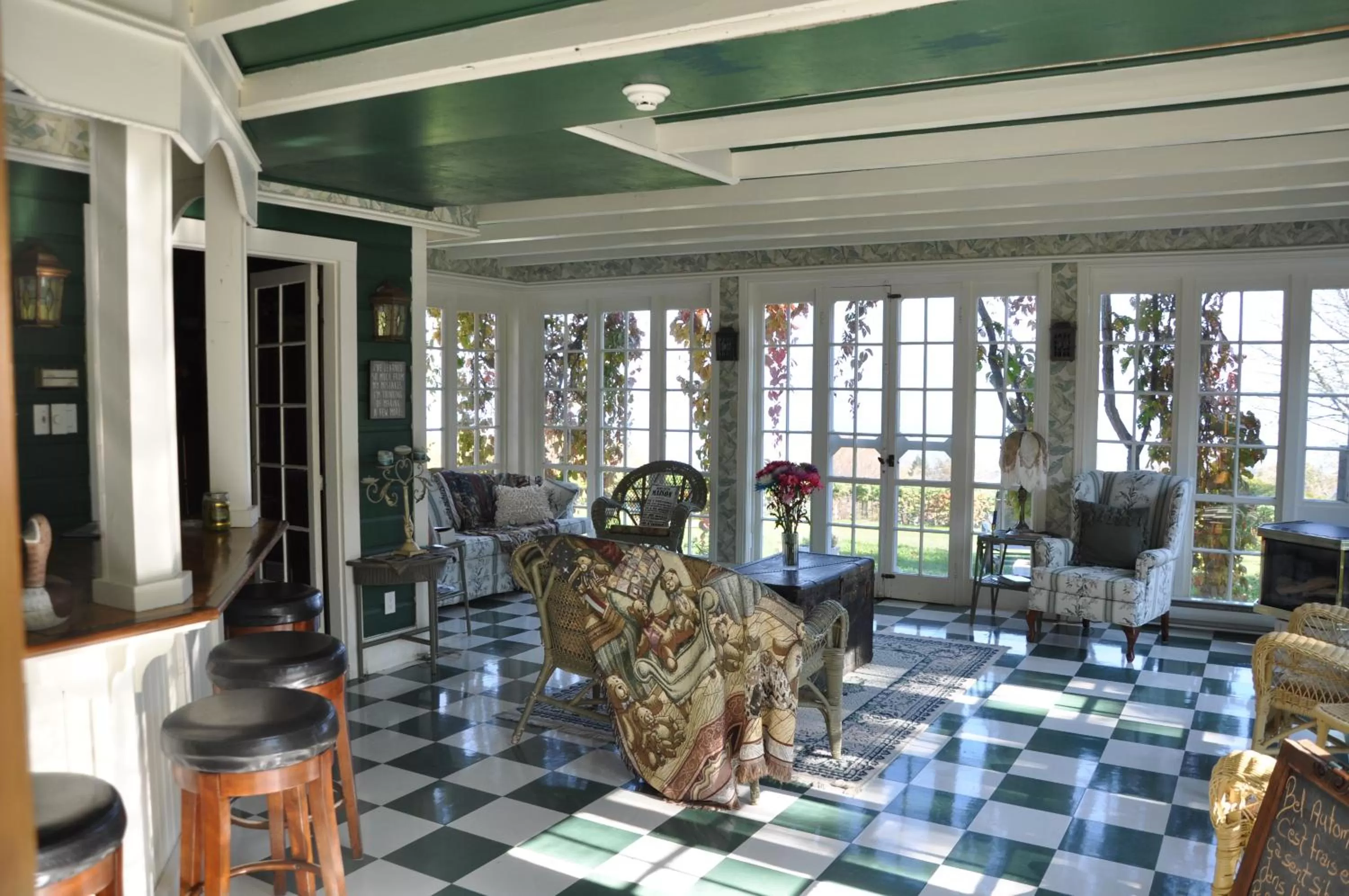 Property building in Auberge sur la Côte