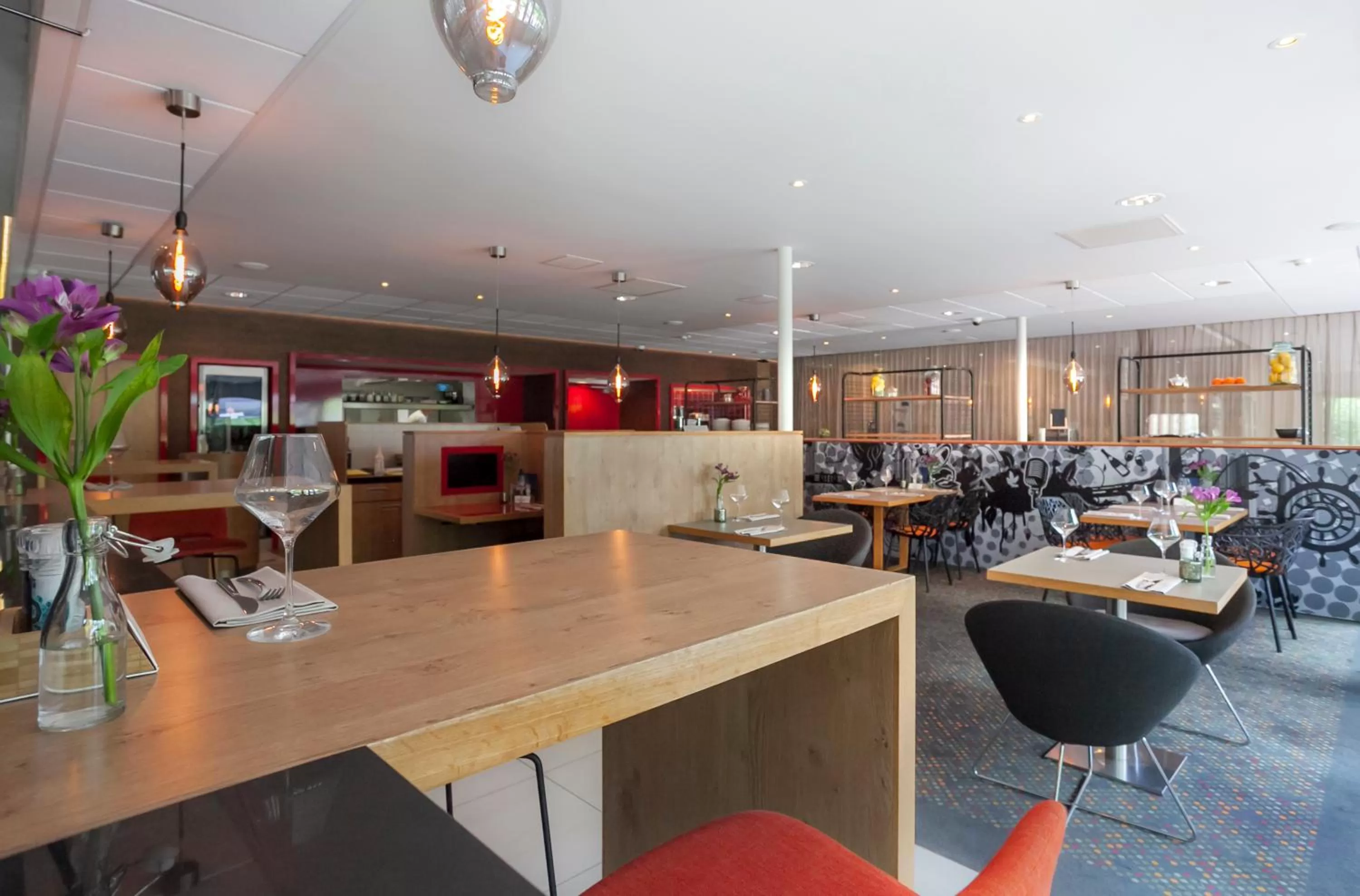Restaurant/places to eat in Novotel Rotterdam - Schiedam