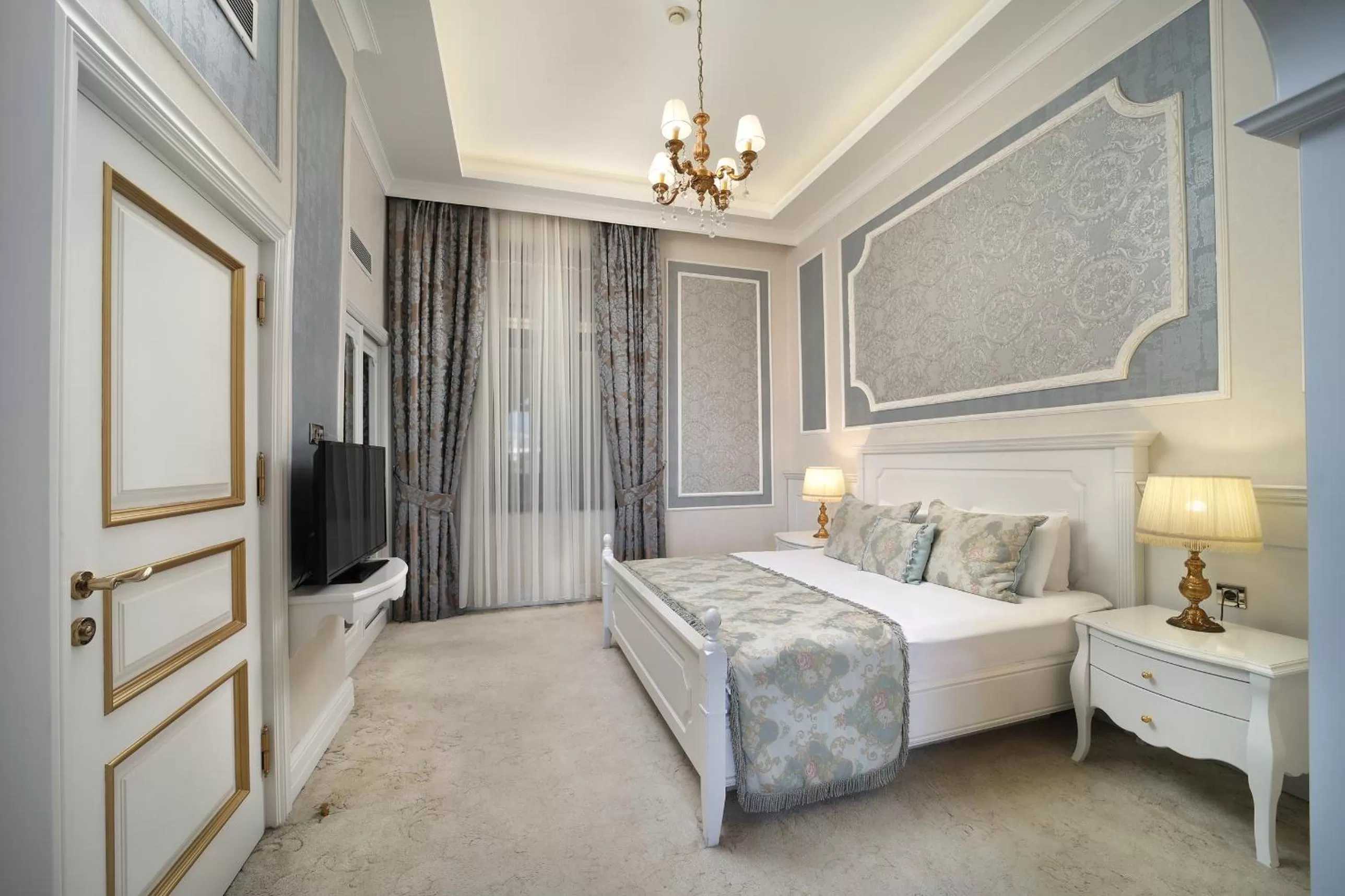 Photo of the whole room, Bed in Legacy Ottoman Hotel Istanbul Old City