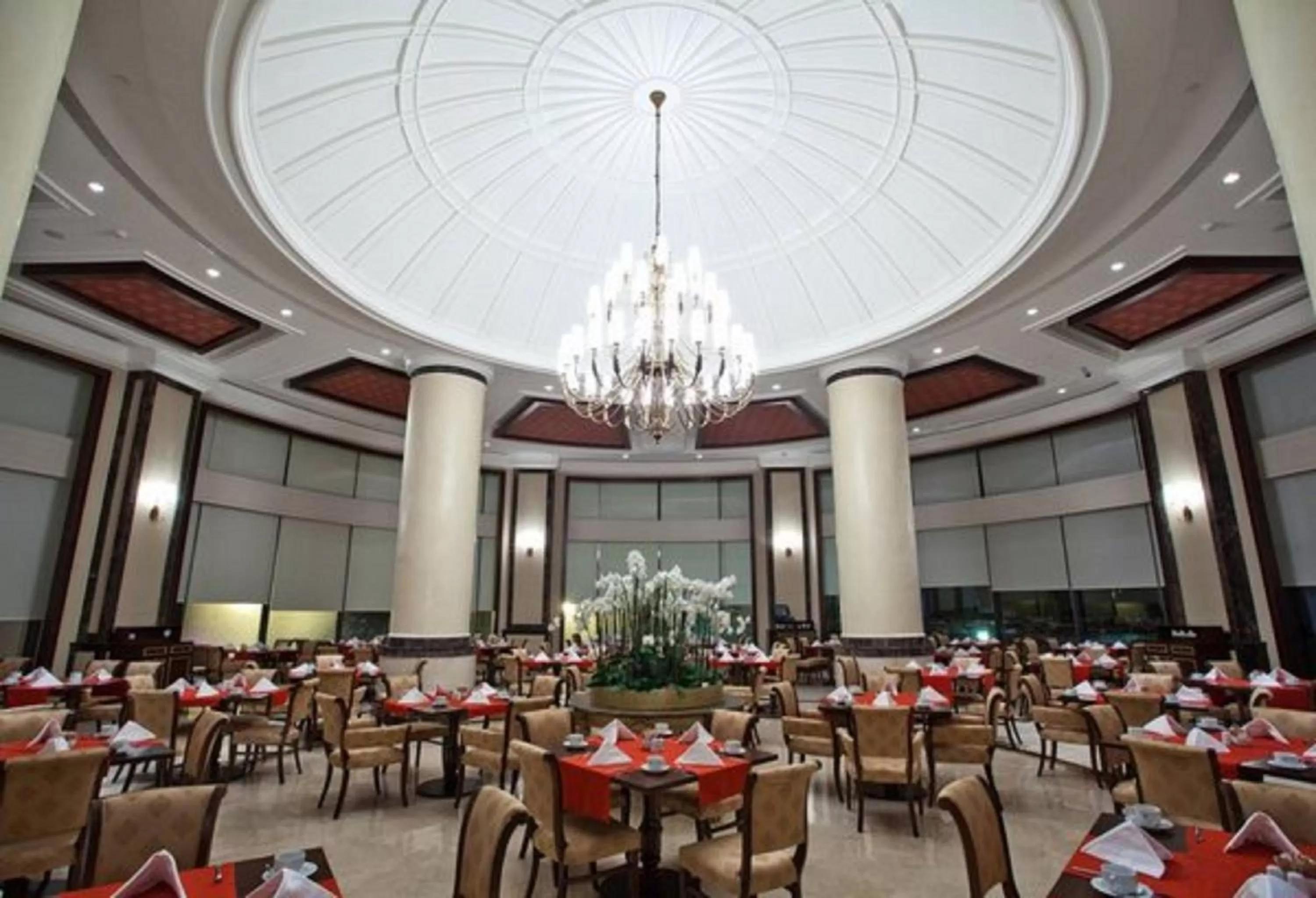 Breakfast in Crowne Plaza Istanbul Asia by IHG