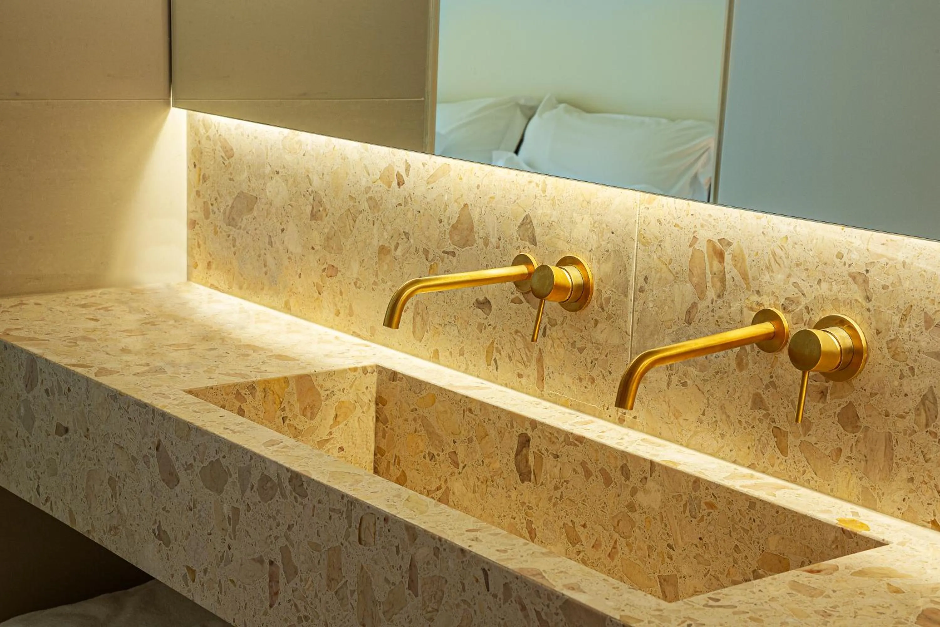 Toilet in OZADI Altura Beach Resort - Eurotel Altura