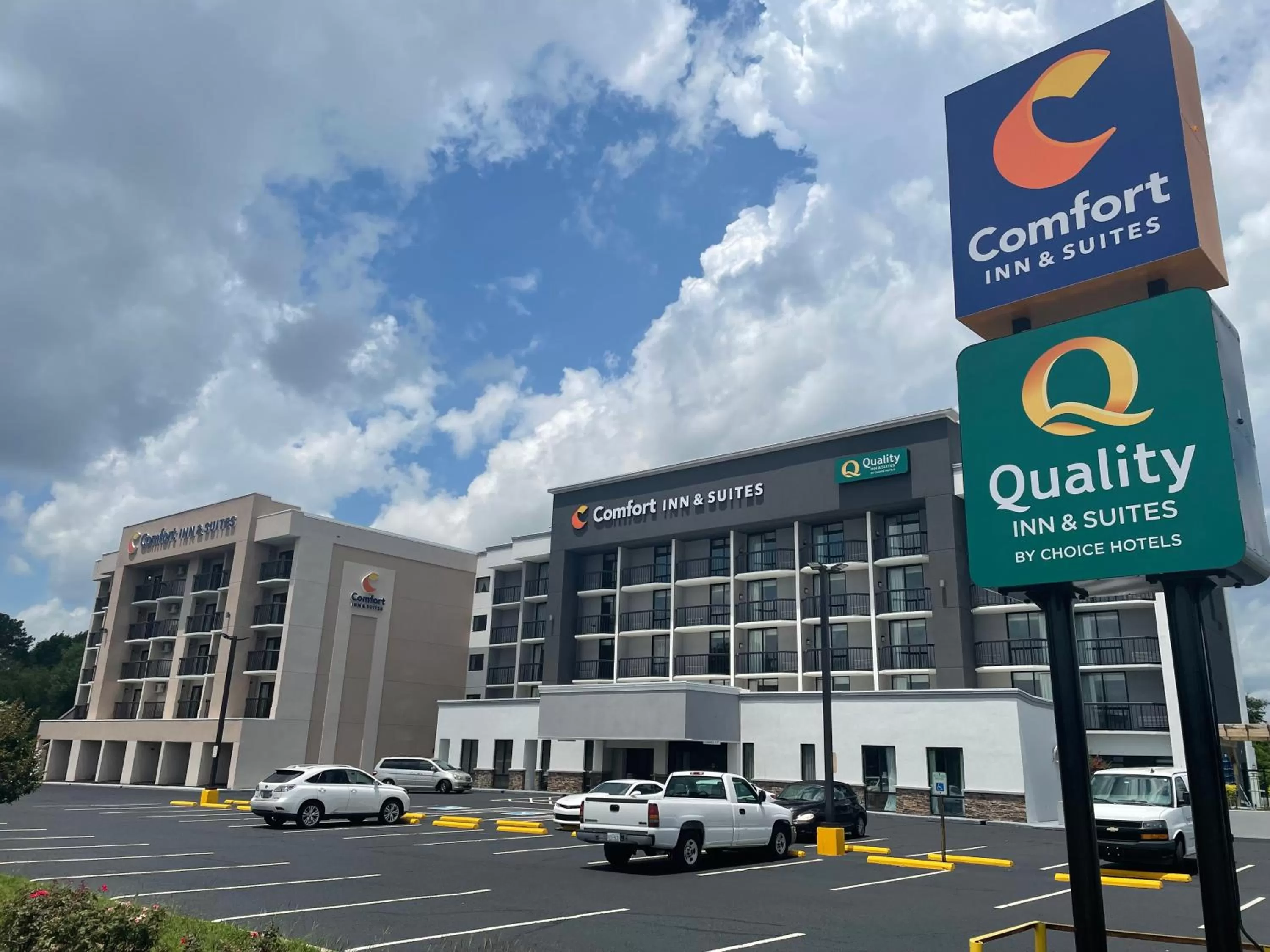 Property building in Quality Inn & Suites Spring Lake - Fayetteville near Fort Bragg