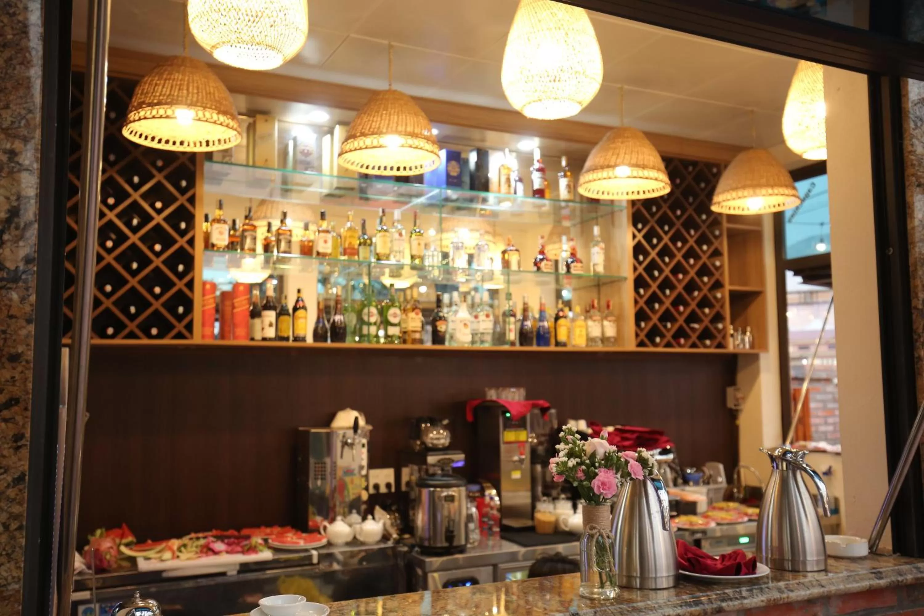 Lounge or bar in Cozynibi Hotel