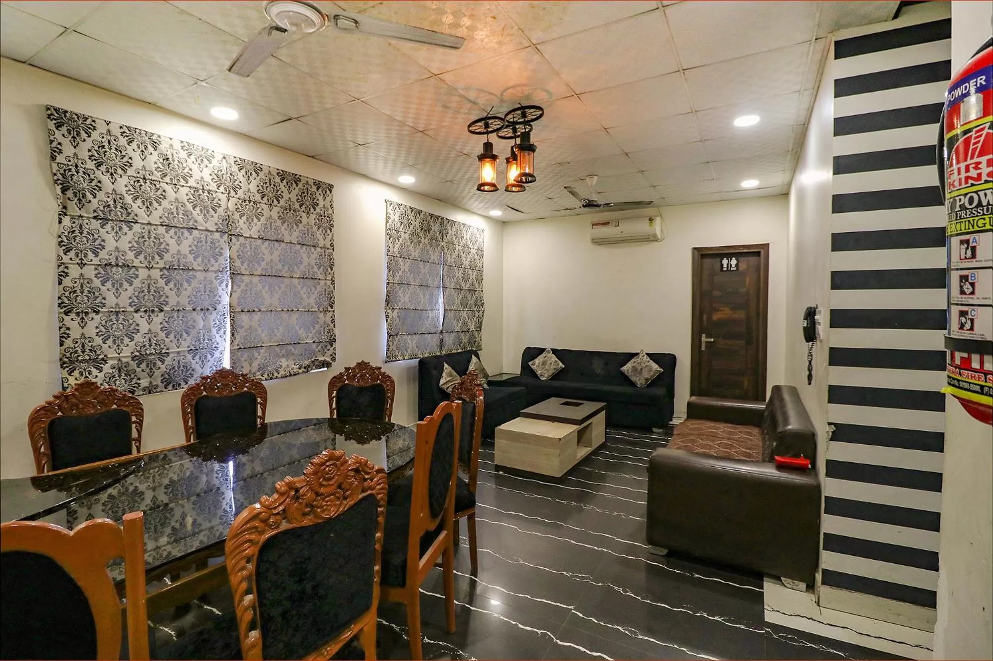 Seating area in FabHotel Heaven Agya Ludhiana