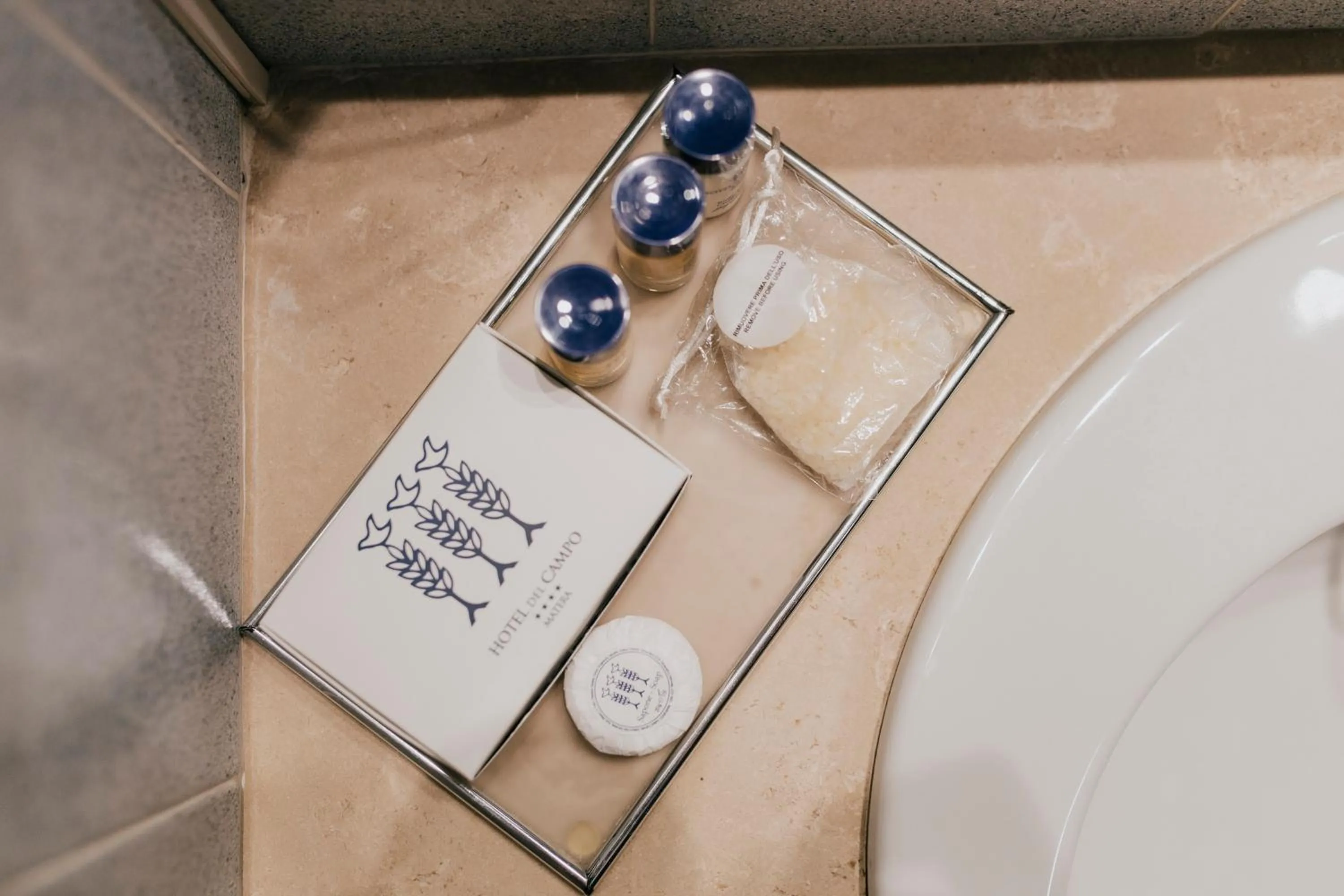 Bathroom in Hotel Del Campo