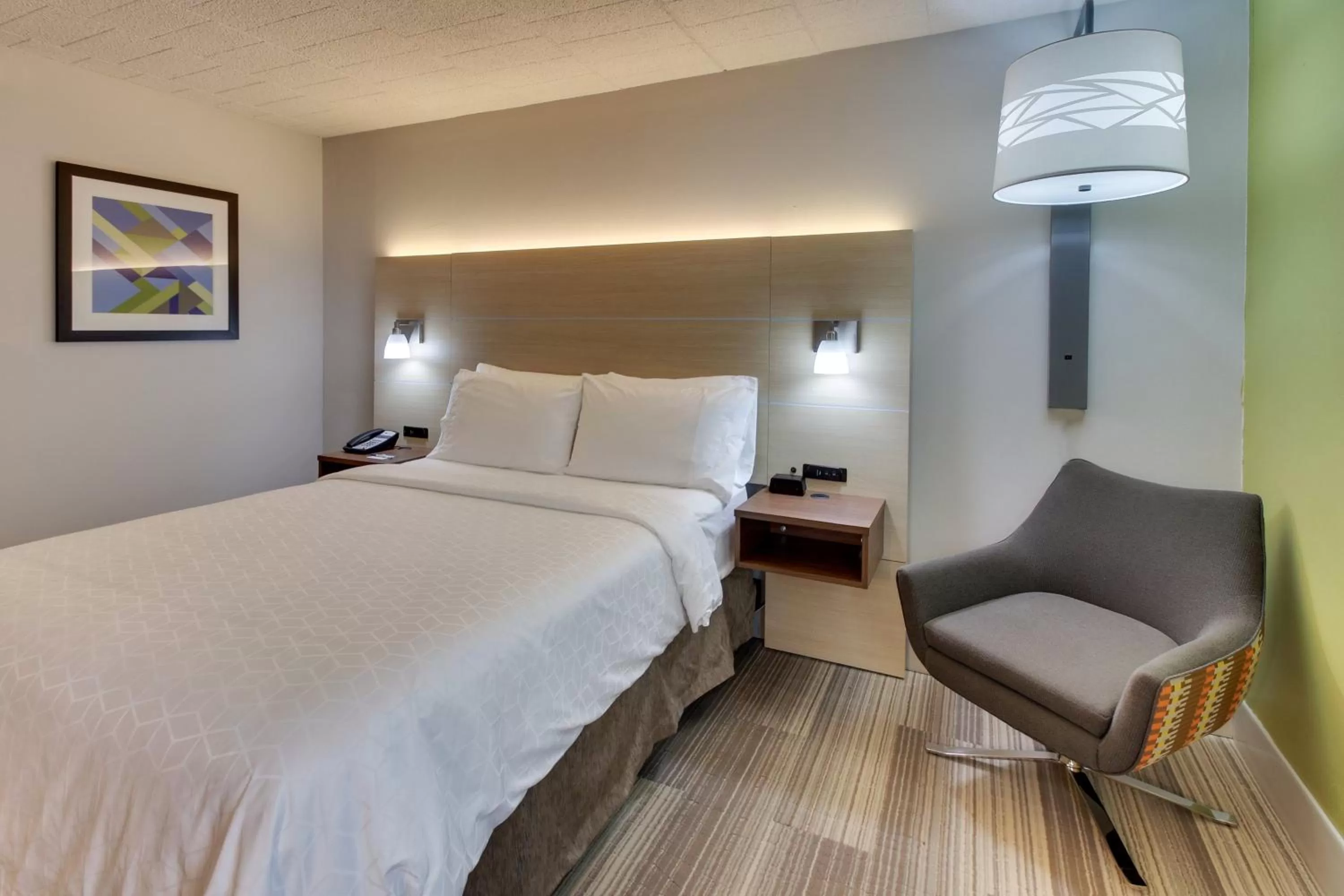 Photo of the whole room, Bed in Holiday Inn Express Pittston - Scranton Airport by IHG
