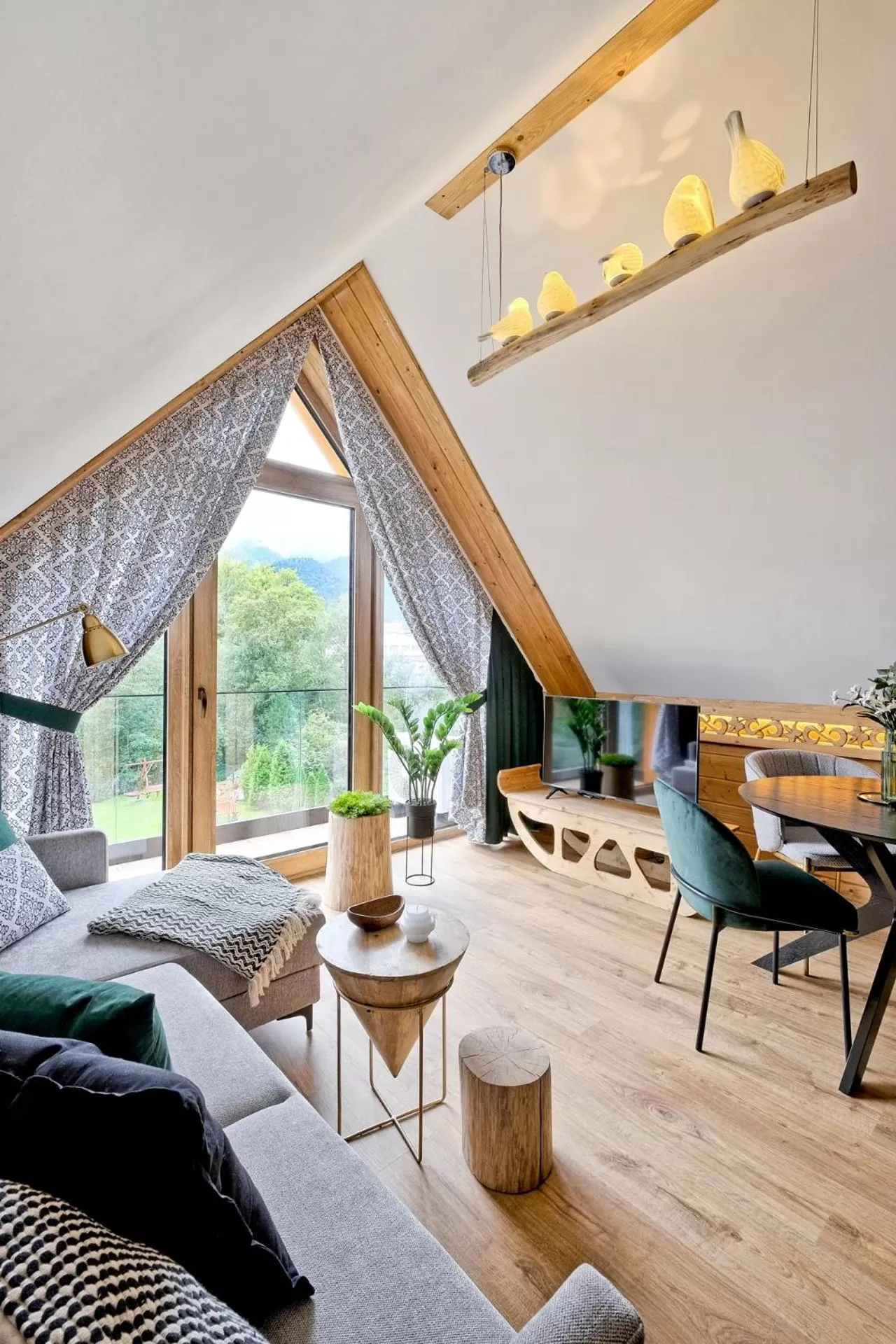 Living room, Bed in Rezydencja Górska Odkryj Zakopane