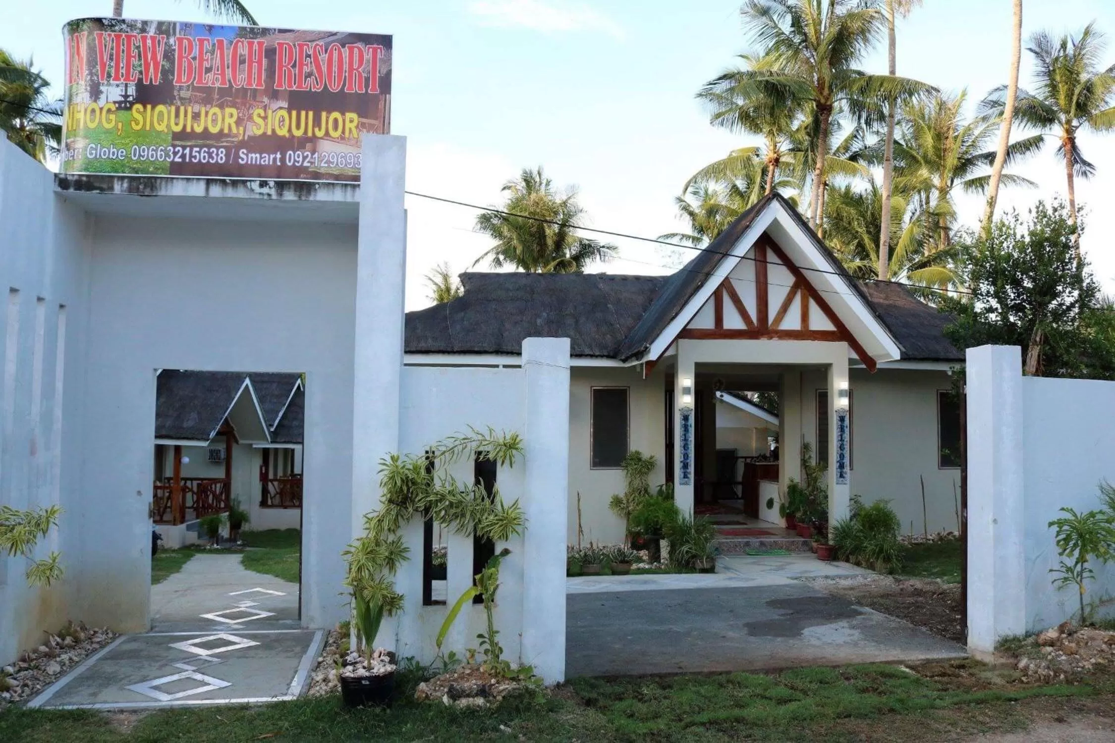 Facade/entrance in D's Oceanview Beach Resort