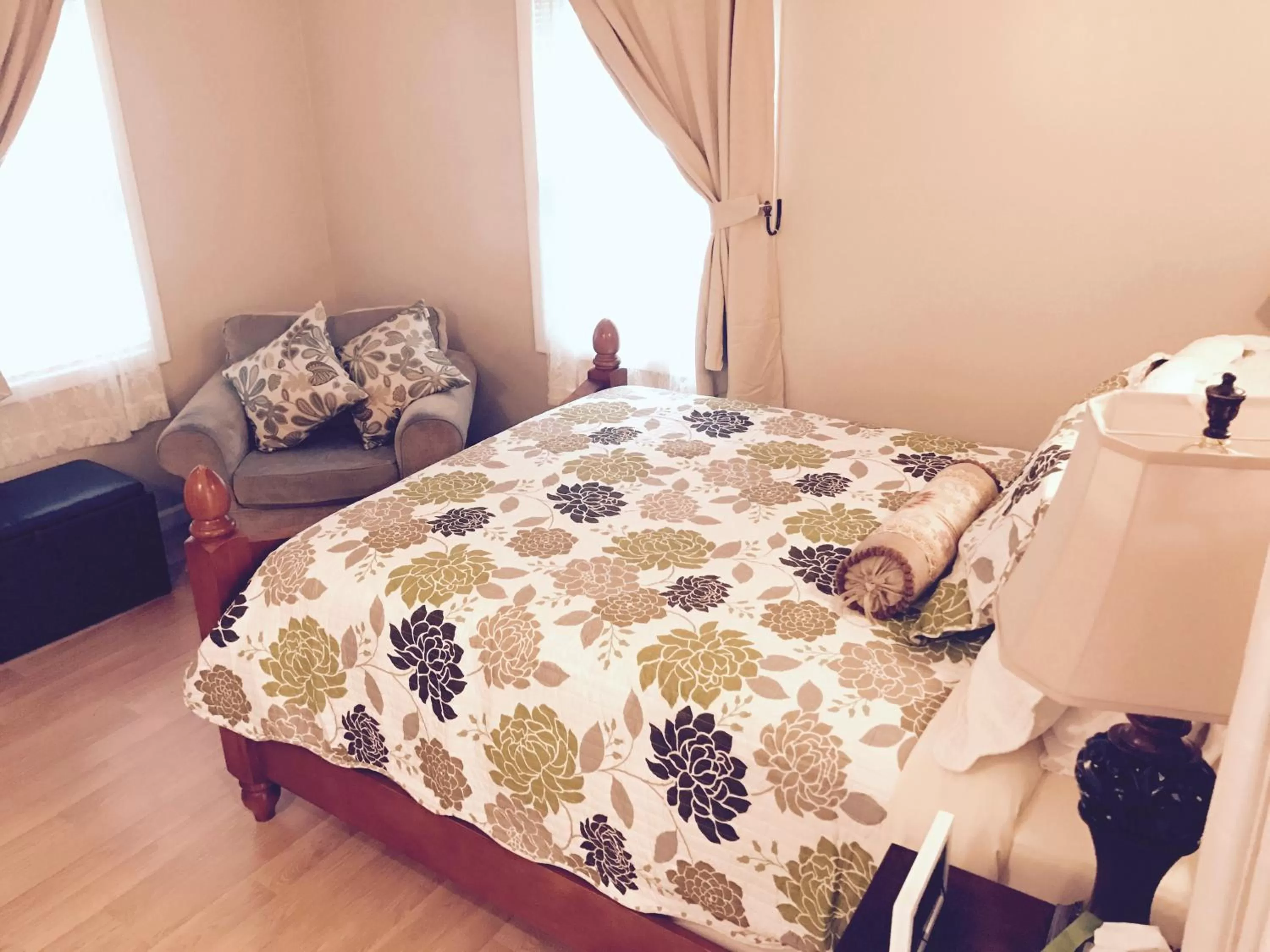 Bed in The Borland House Inn