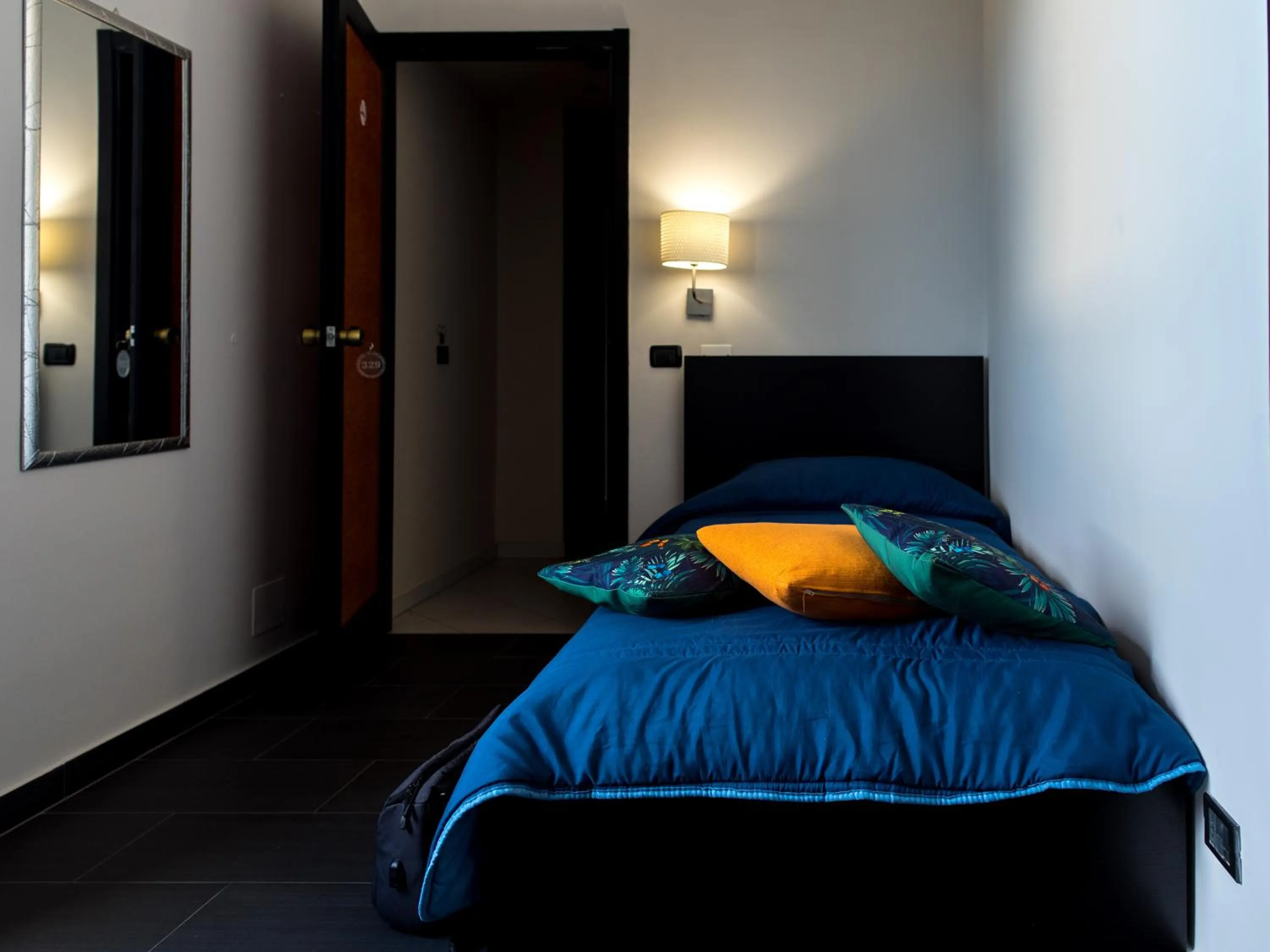 Bathroom in Hotel Scigliano