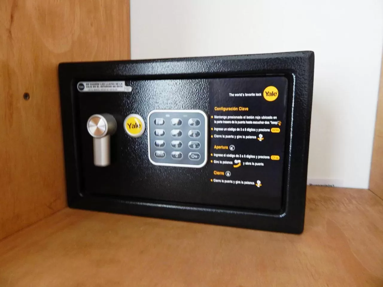 Bedroom, TV/Entertainment Center in Hostal Buenavista Patagonia