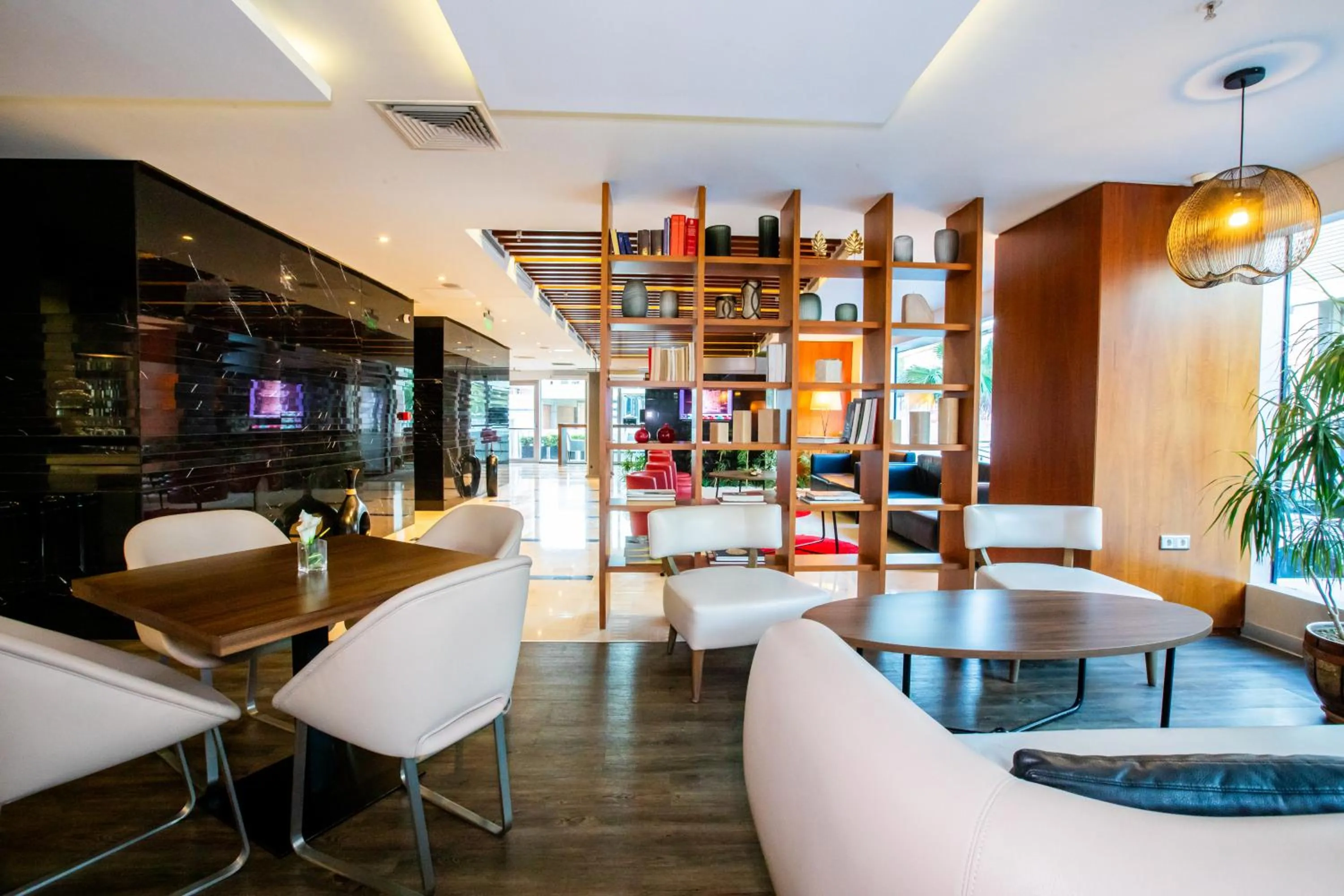 Lobby or reception in Ramada Encore Istanbul Kartal