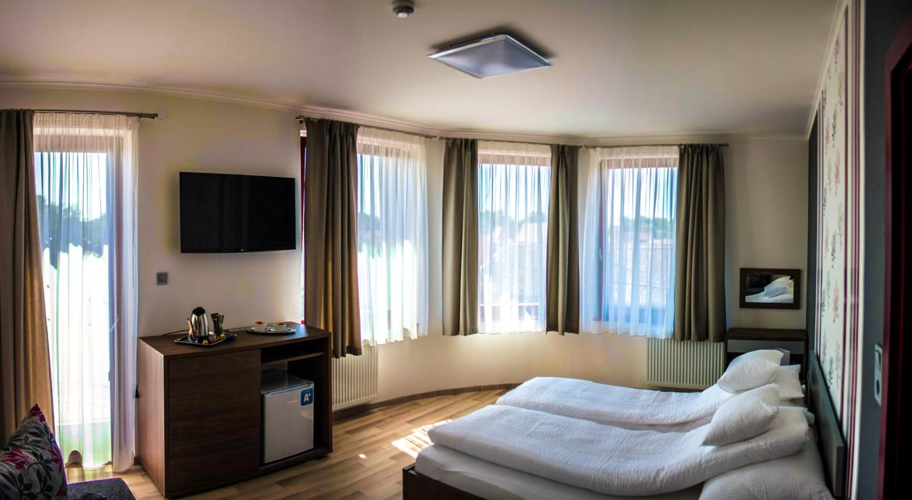 Bed in Sugó Panzió