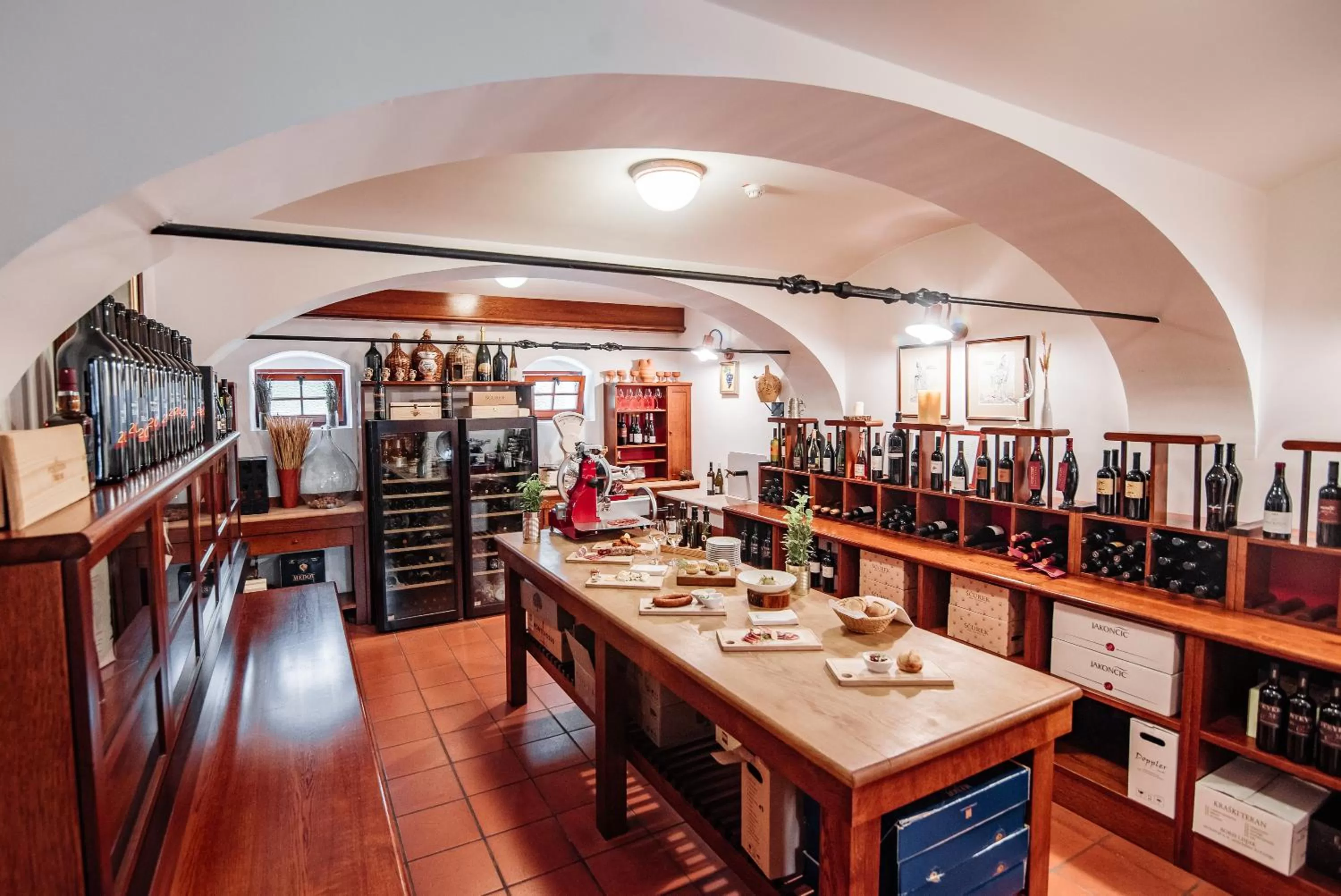 Area and facilities in Hotel Dvor Jezersek Brnik