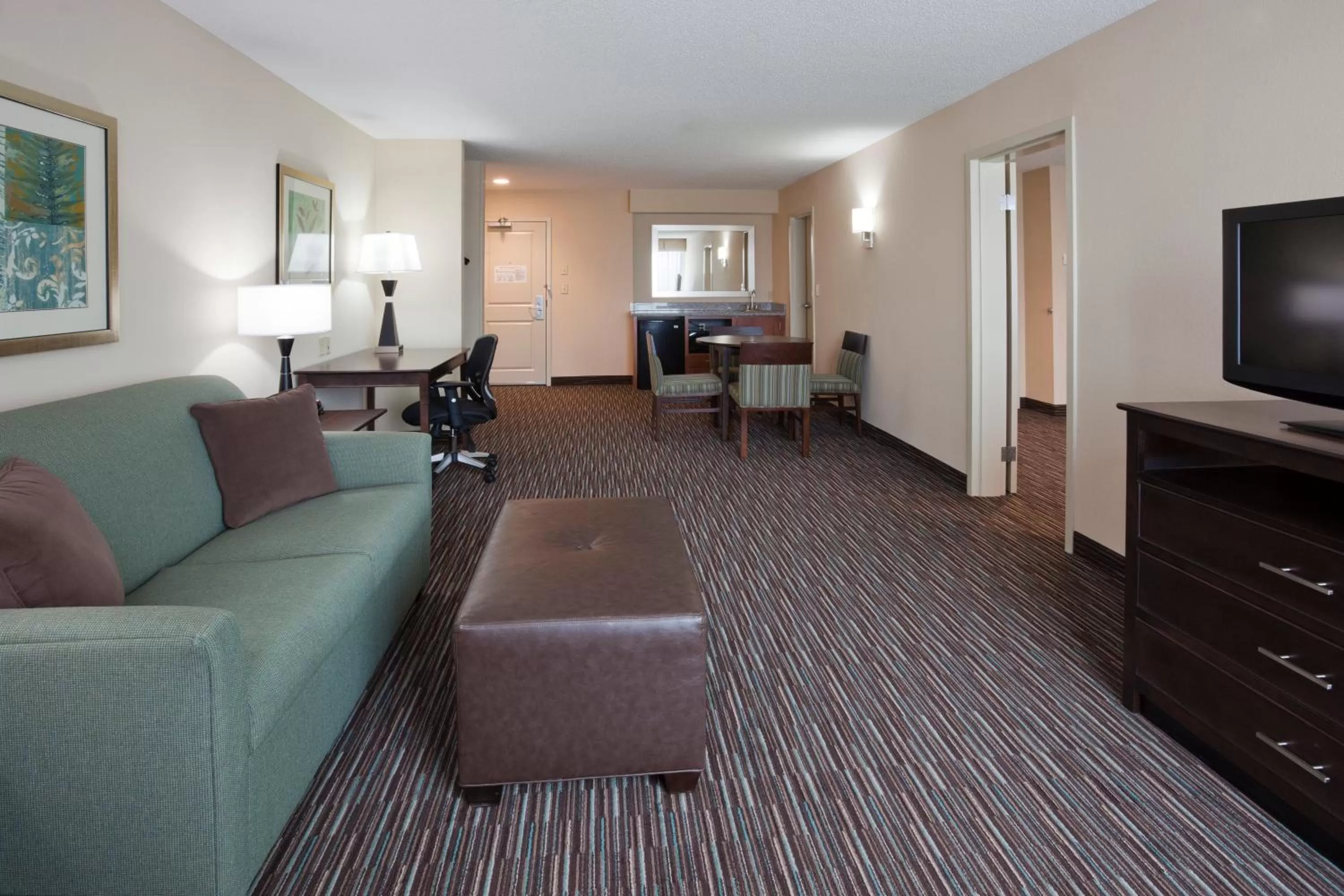 Photo of the whole room in Holiday Inn Express & Suites Willmar by IHG