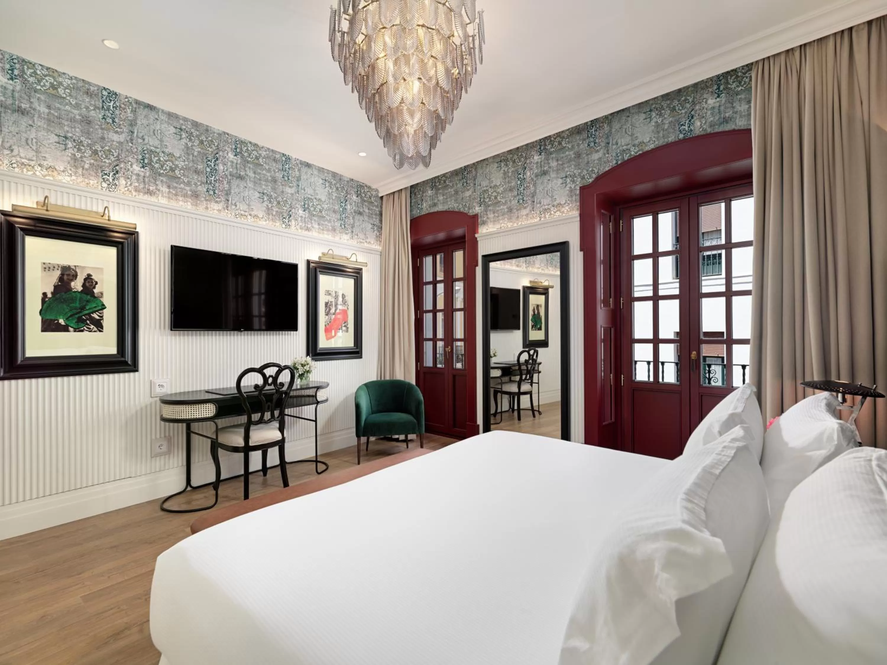 Decorative detail, Bed in H10 Corregidor Boutique Hotel