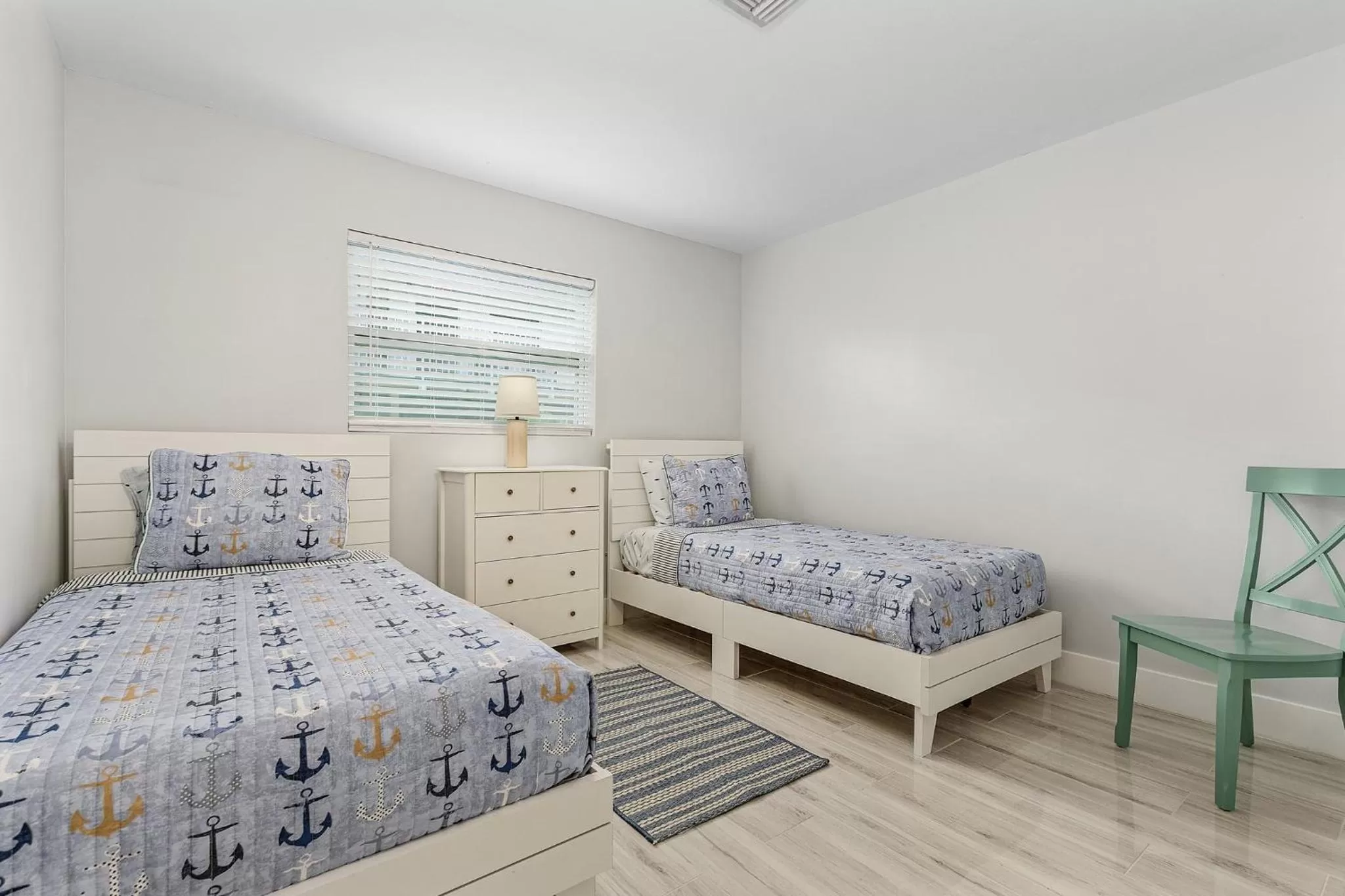 Bed in Matlacha on Shoreview