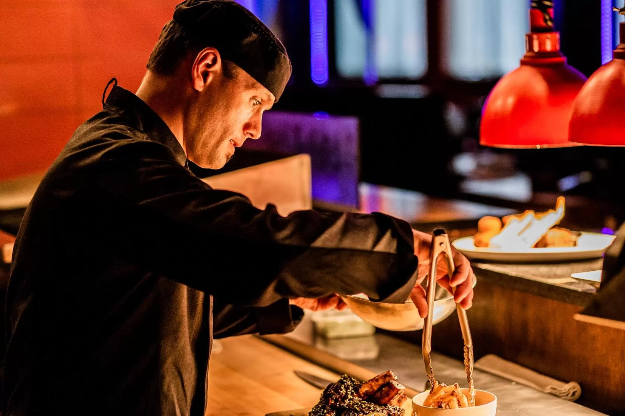 Restaurant/places to eat in Le Noranda Hotel & Spa, an Ascend Collection Hotel