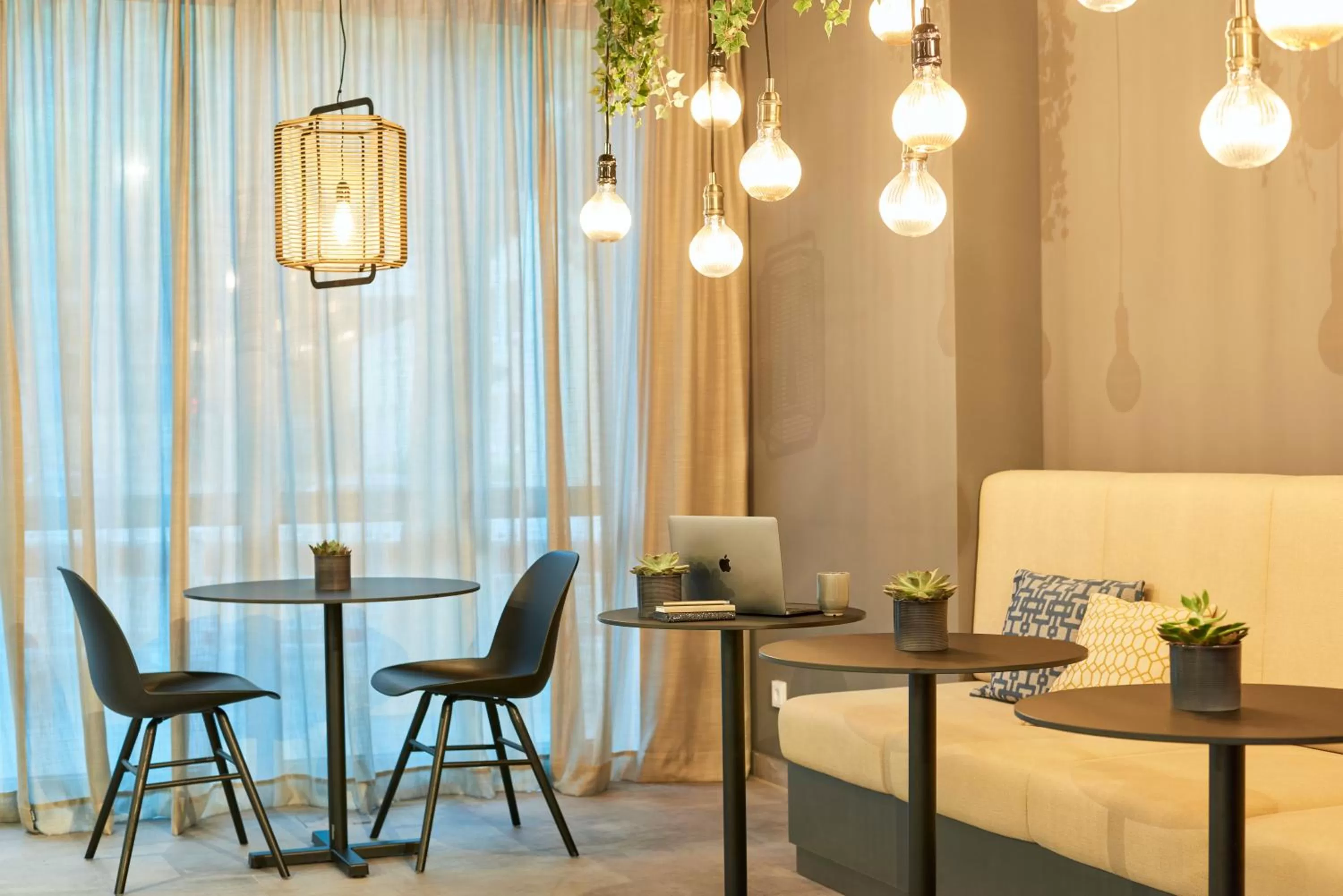 Lobby or reception in Nena Apartments Bochum City