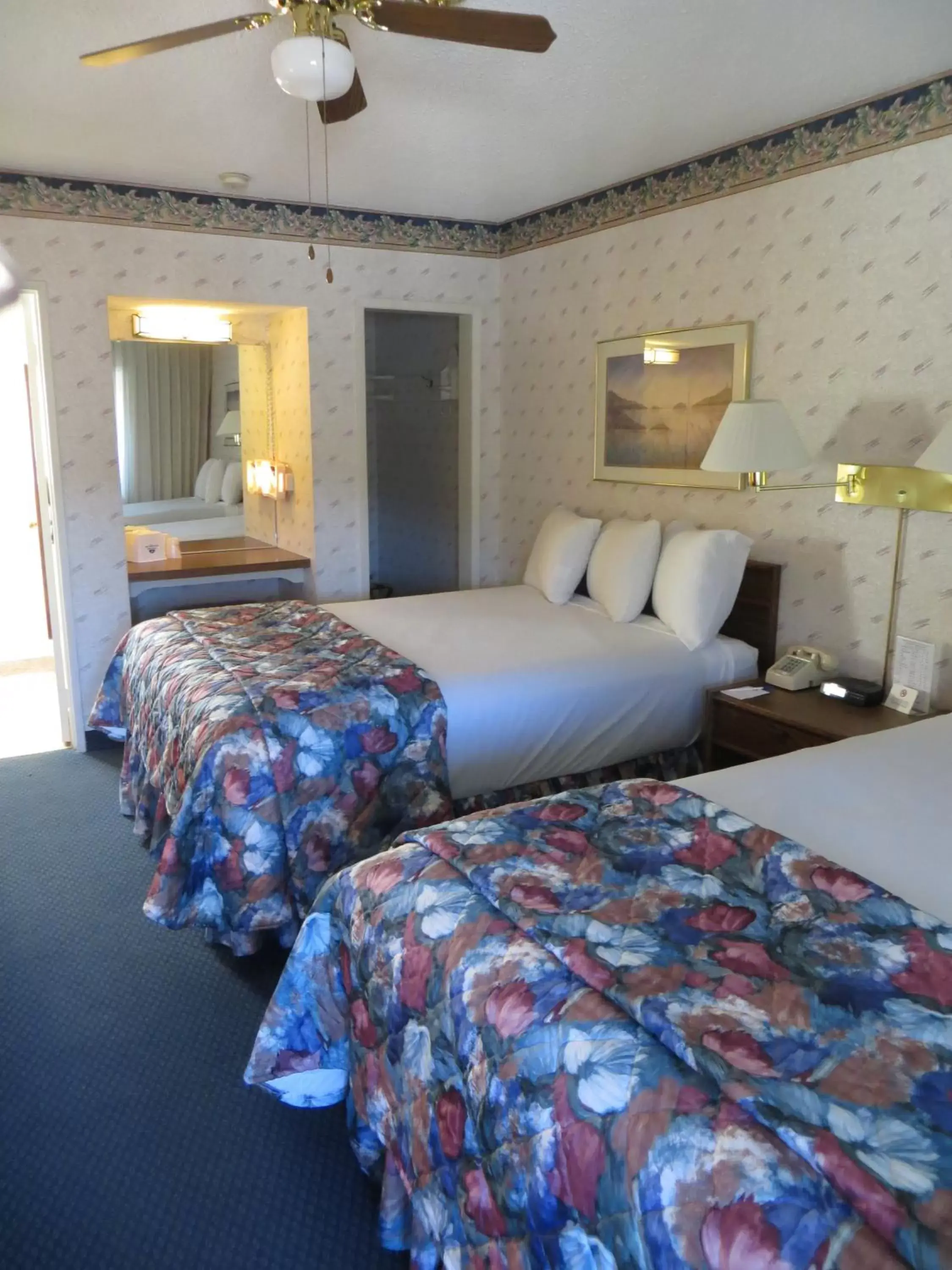 2 Double Beds Deluxe Non Smoking in evo Hotel Tahoe City 2 Double Beds Deluxe Non Smoking in evo Hotel Tahoe City