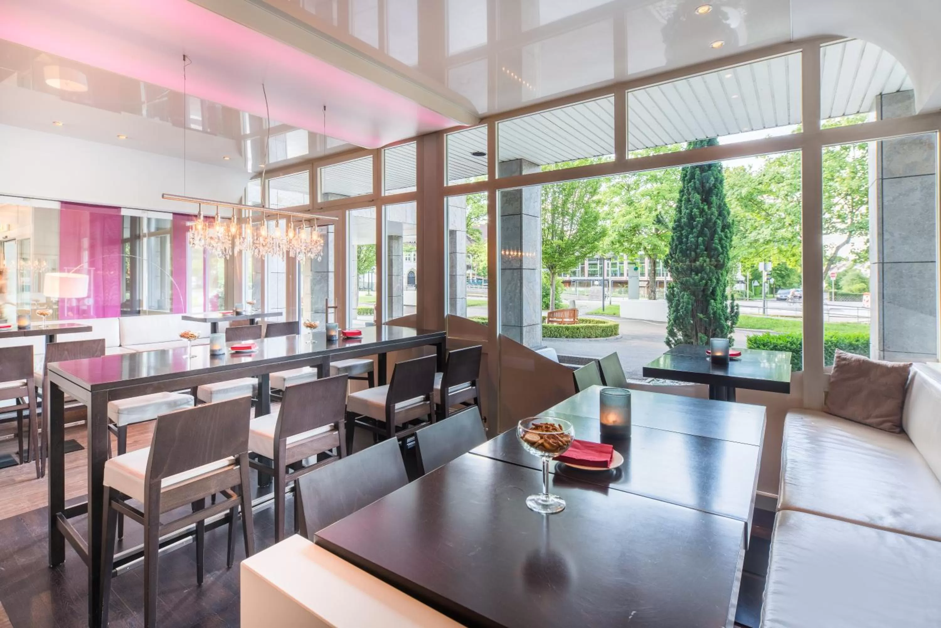 Lounge or bar in Best Western Plus Hotel Fellbach-Stuttgart