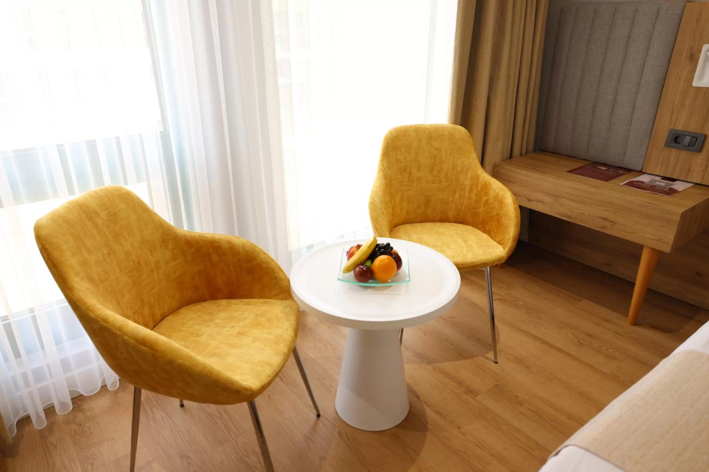 Seating Area in Nova Plaza Prime Hotel