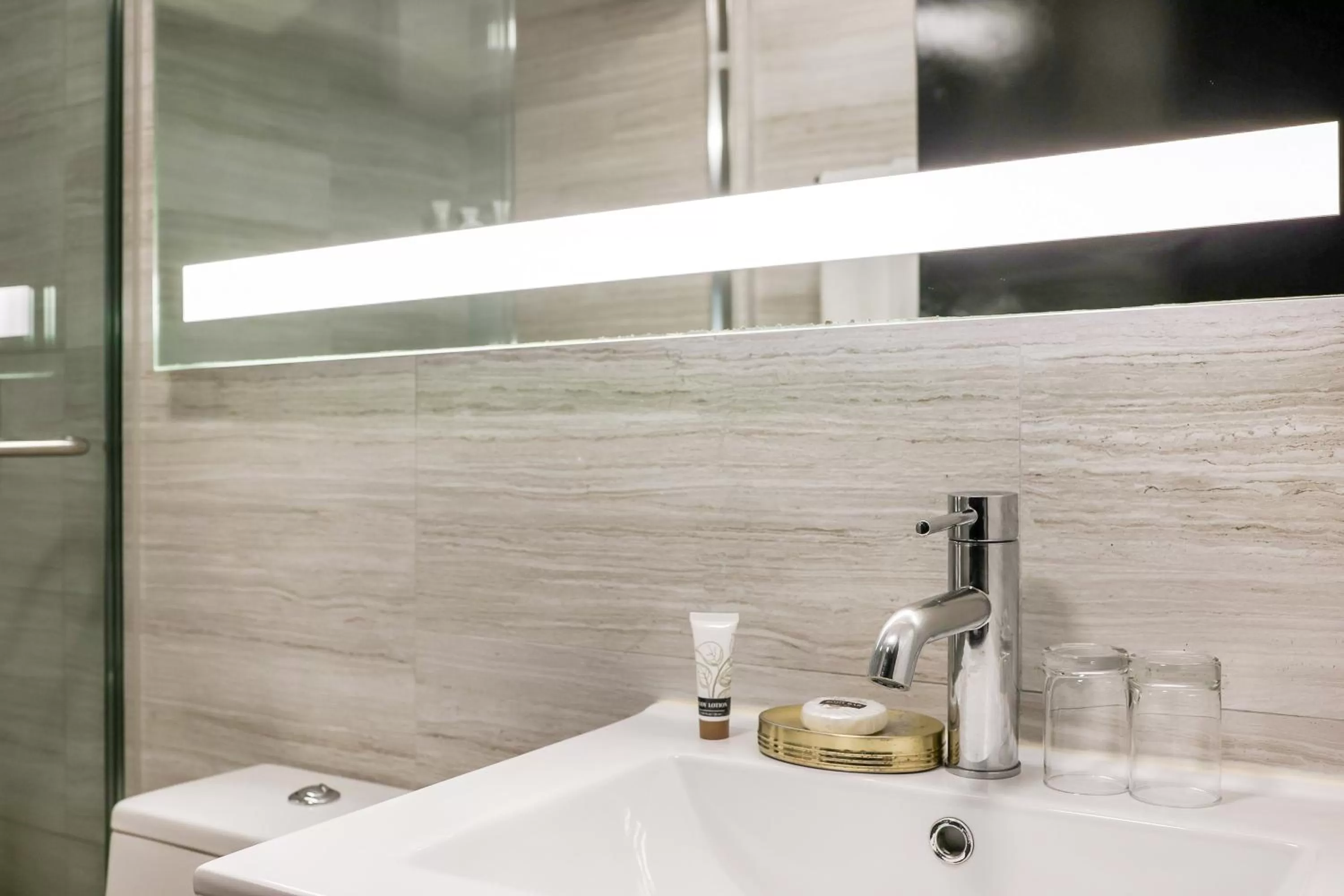 Shower in Venezia Hotel By At Mine Hospitality