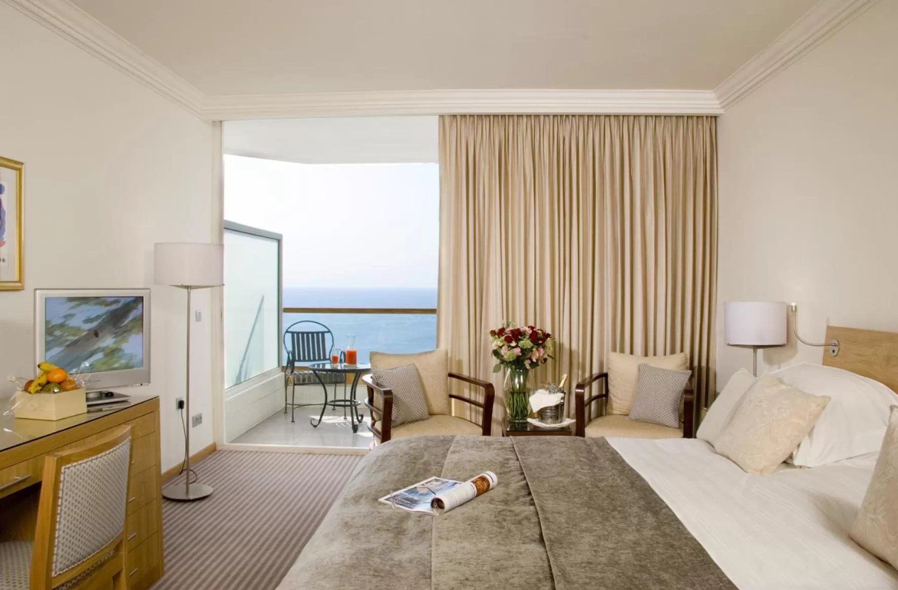 Photo of the whole room, Bed in Royal Beach Eilat by Isrotel Exclusive