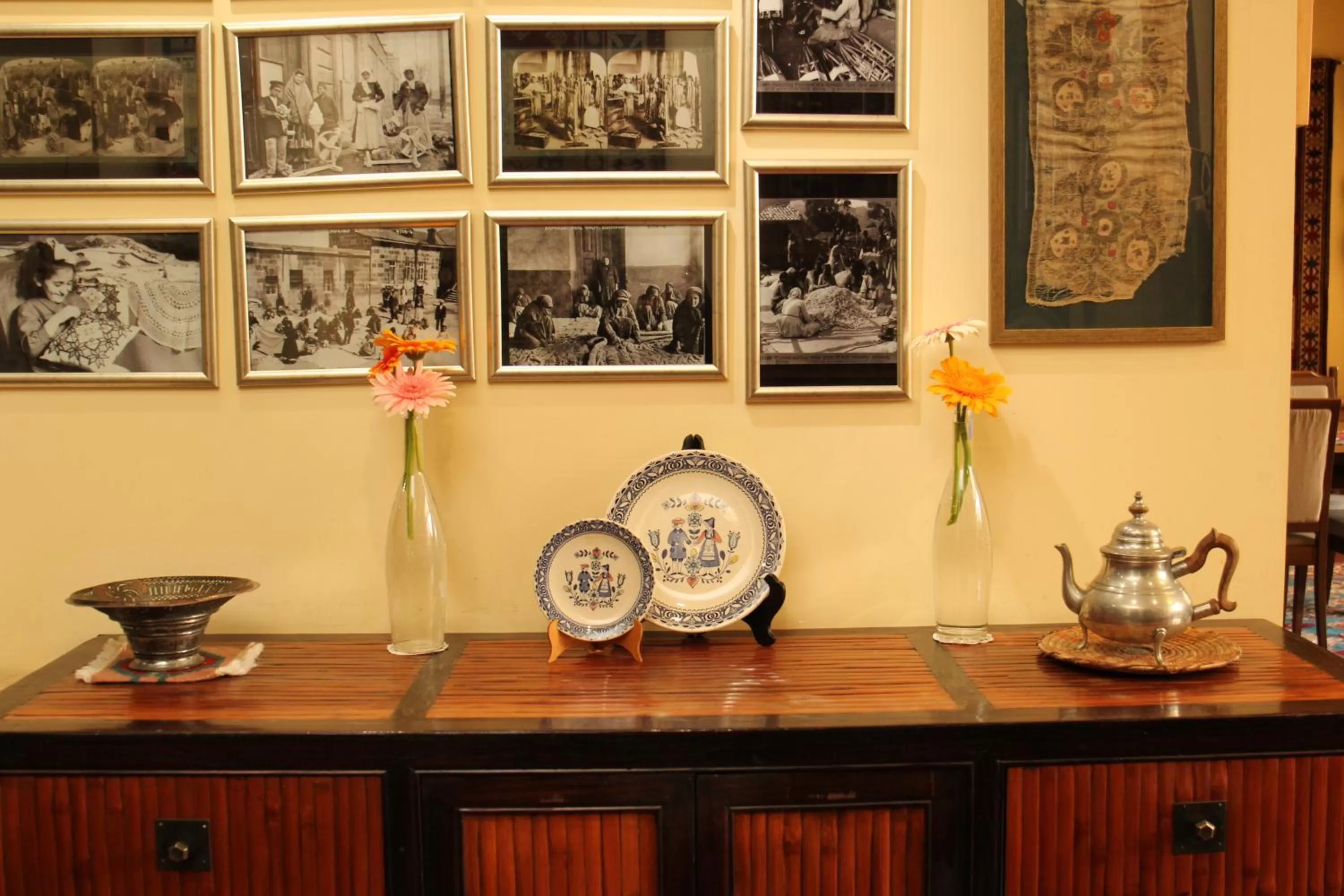 Decorative detail in Silk Road Hotel