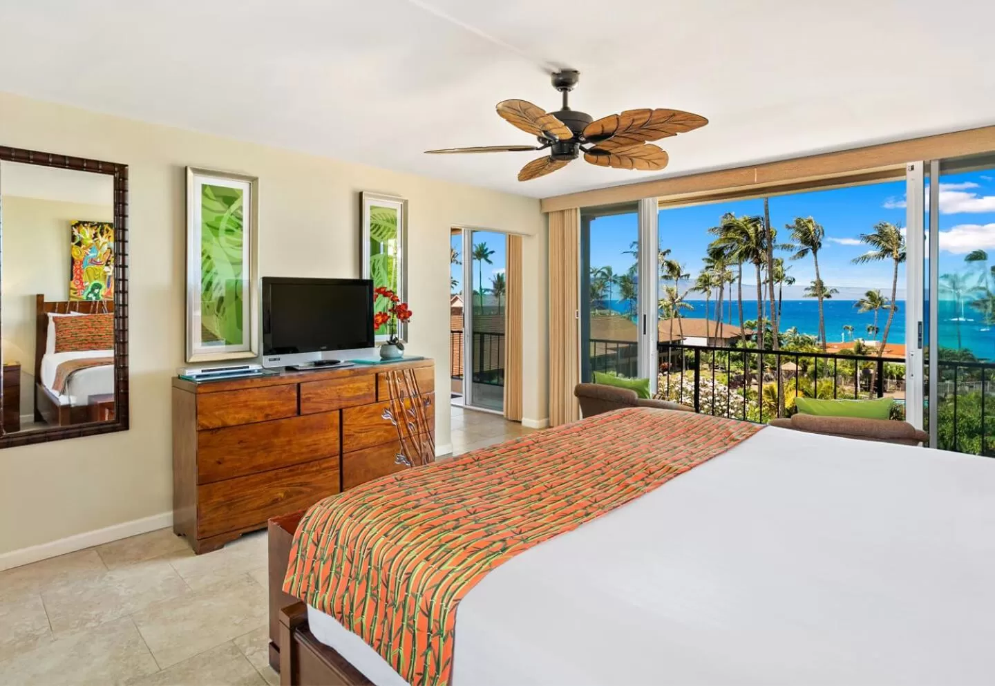 Bed, TV/Entertainment Center in Aston Maui Kaanapali Villas