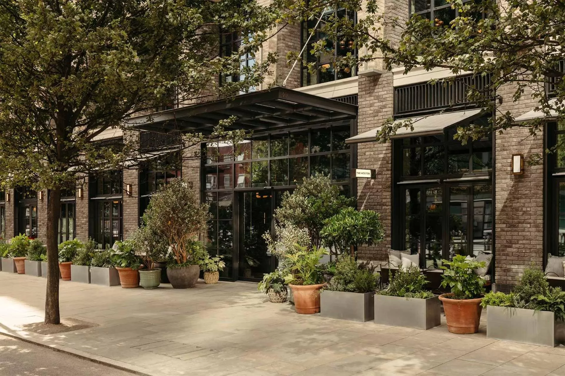 Property building in The Hoxton, Southwark