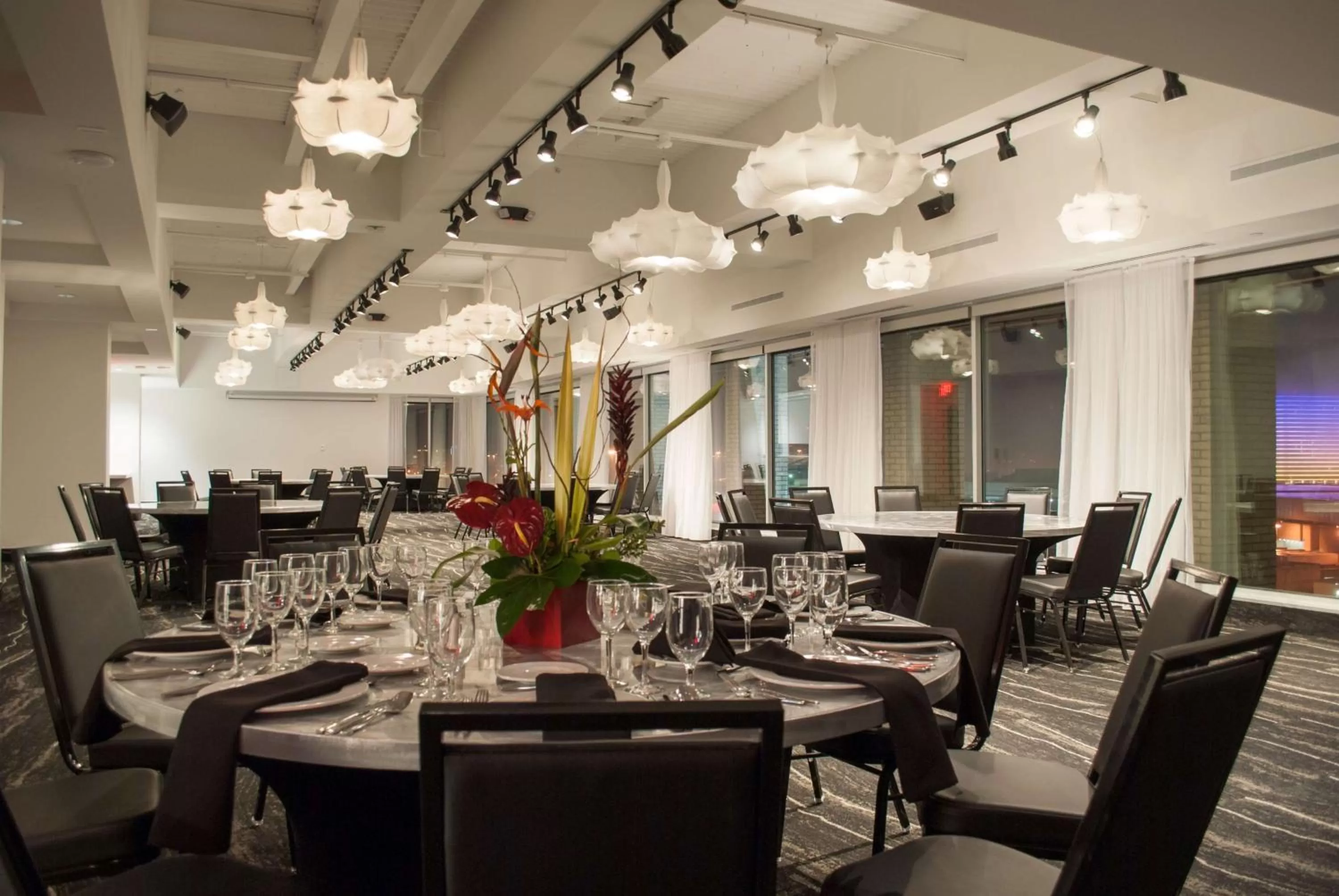 Meeting/conference room in Lorenzo Hotel Dallas, Tapestry Collection by Hilton