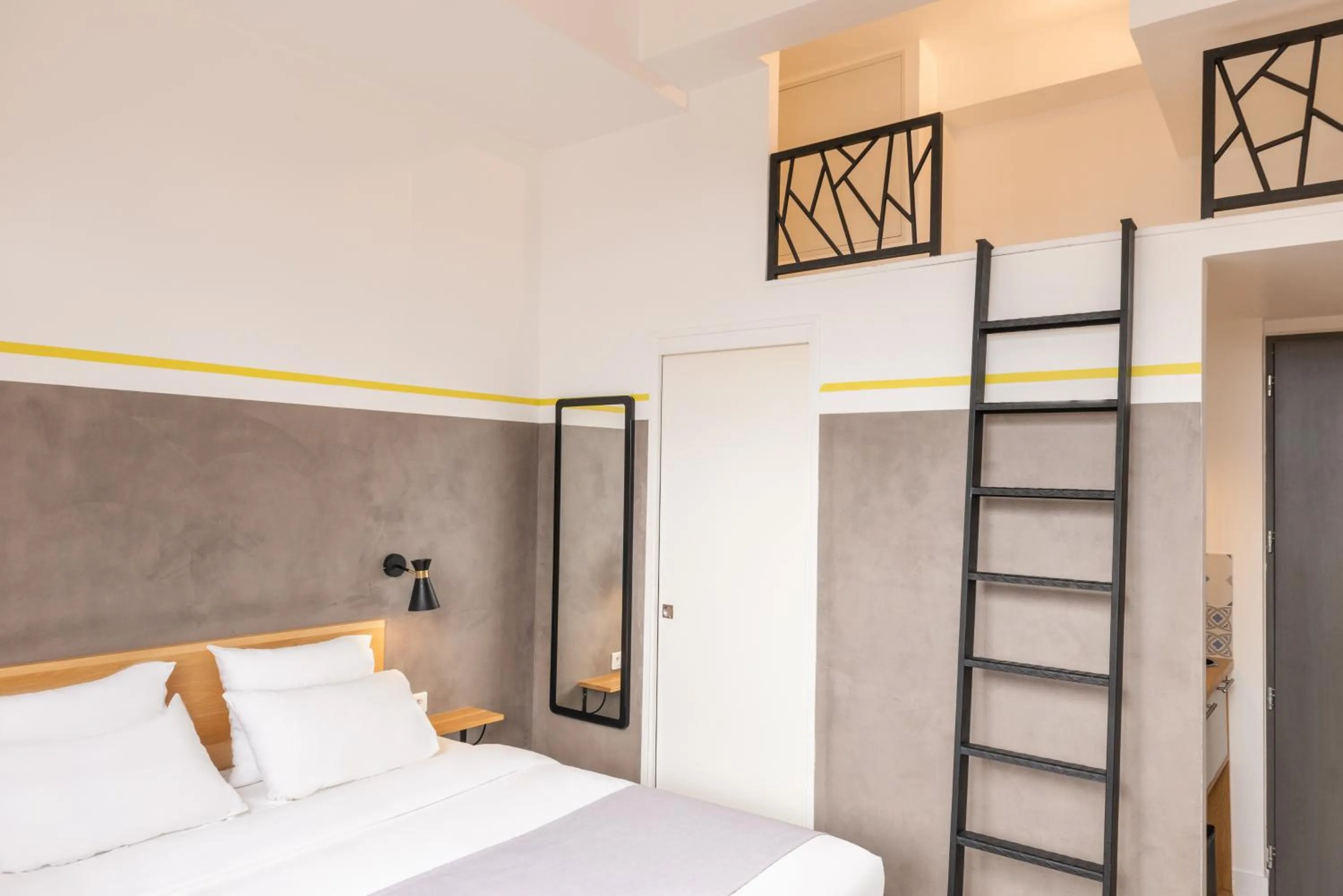 Bedroom, Bed in Hotel Terre Neuve