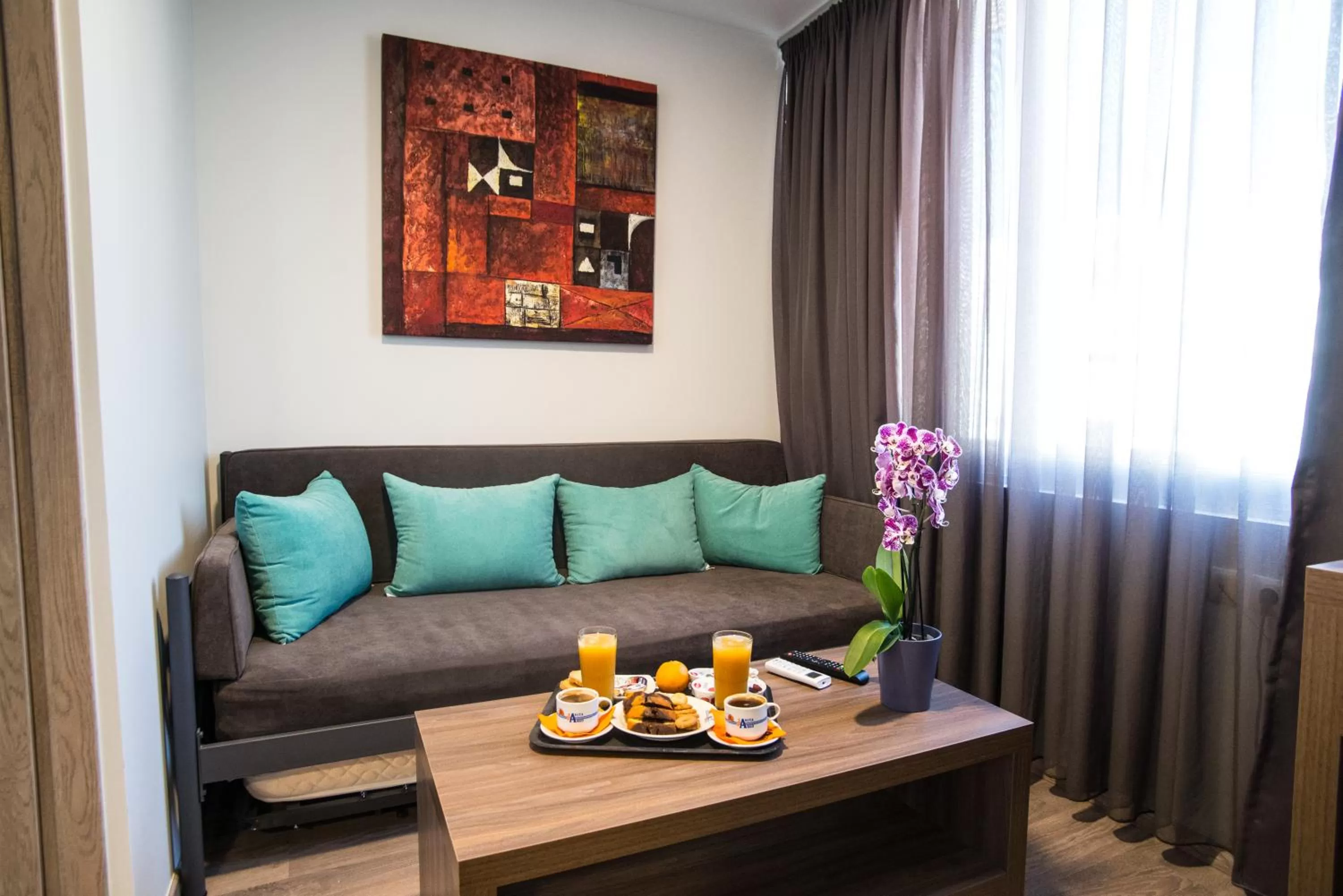 Bed in Argo Hotel Piraeus