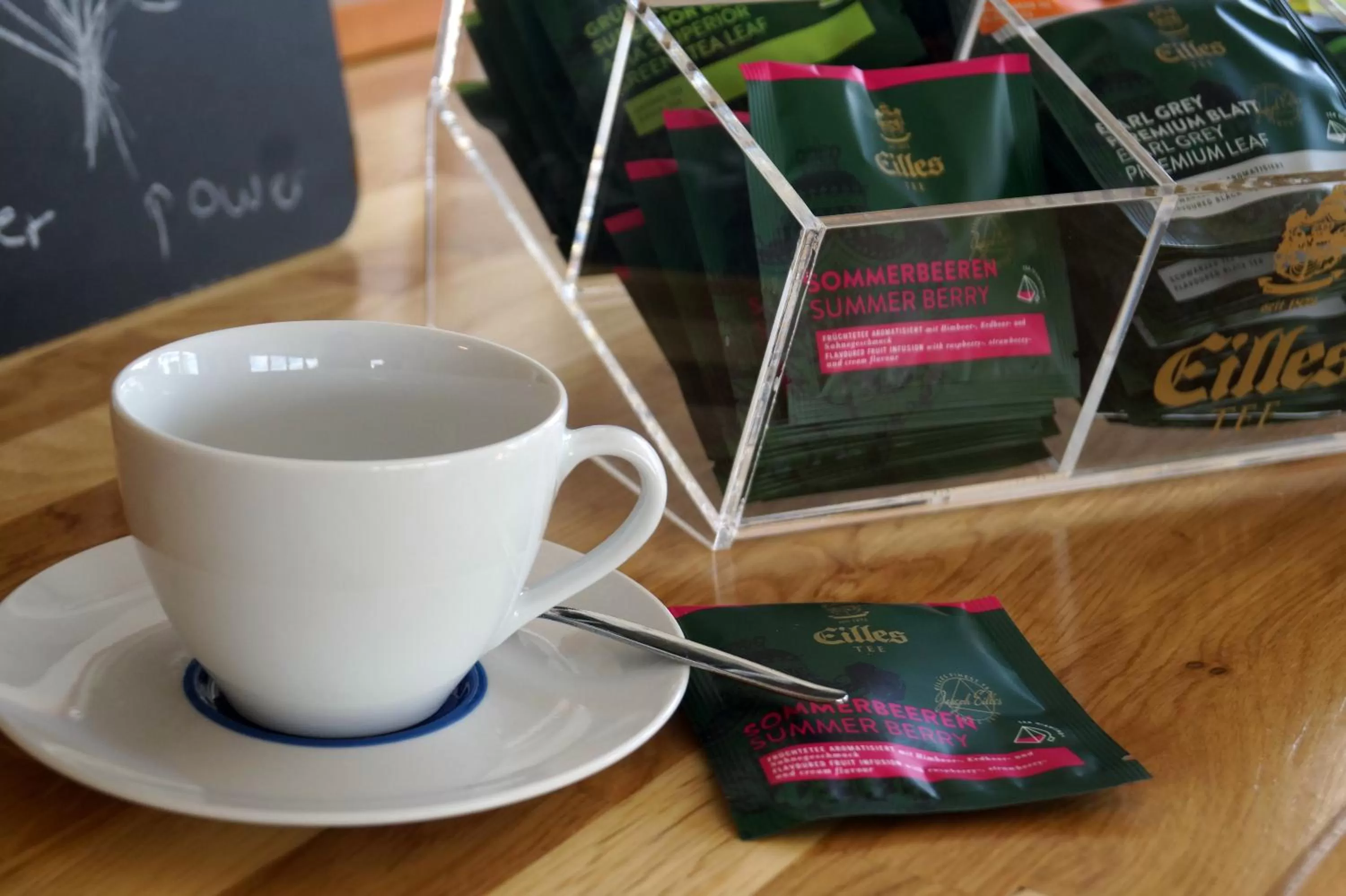 Kraft Hotel-Klimaanlage in jedem Zimmer, AC in each room!