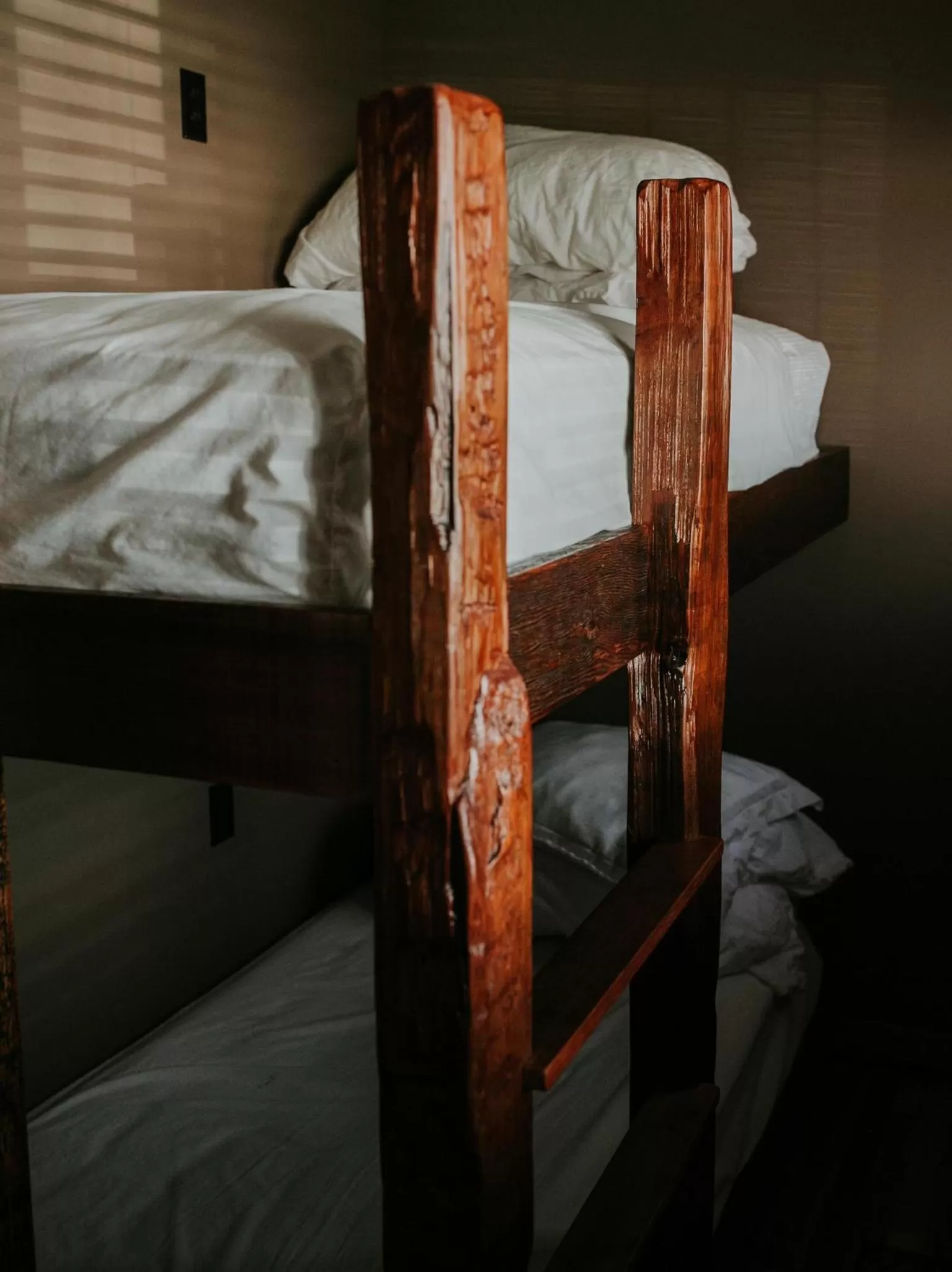 bunk bed, Bed in Pitchwood Inn