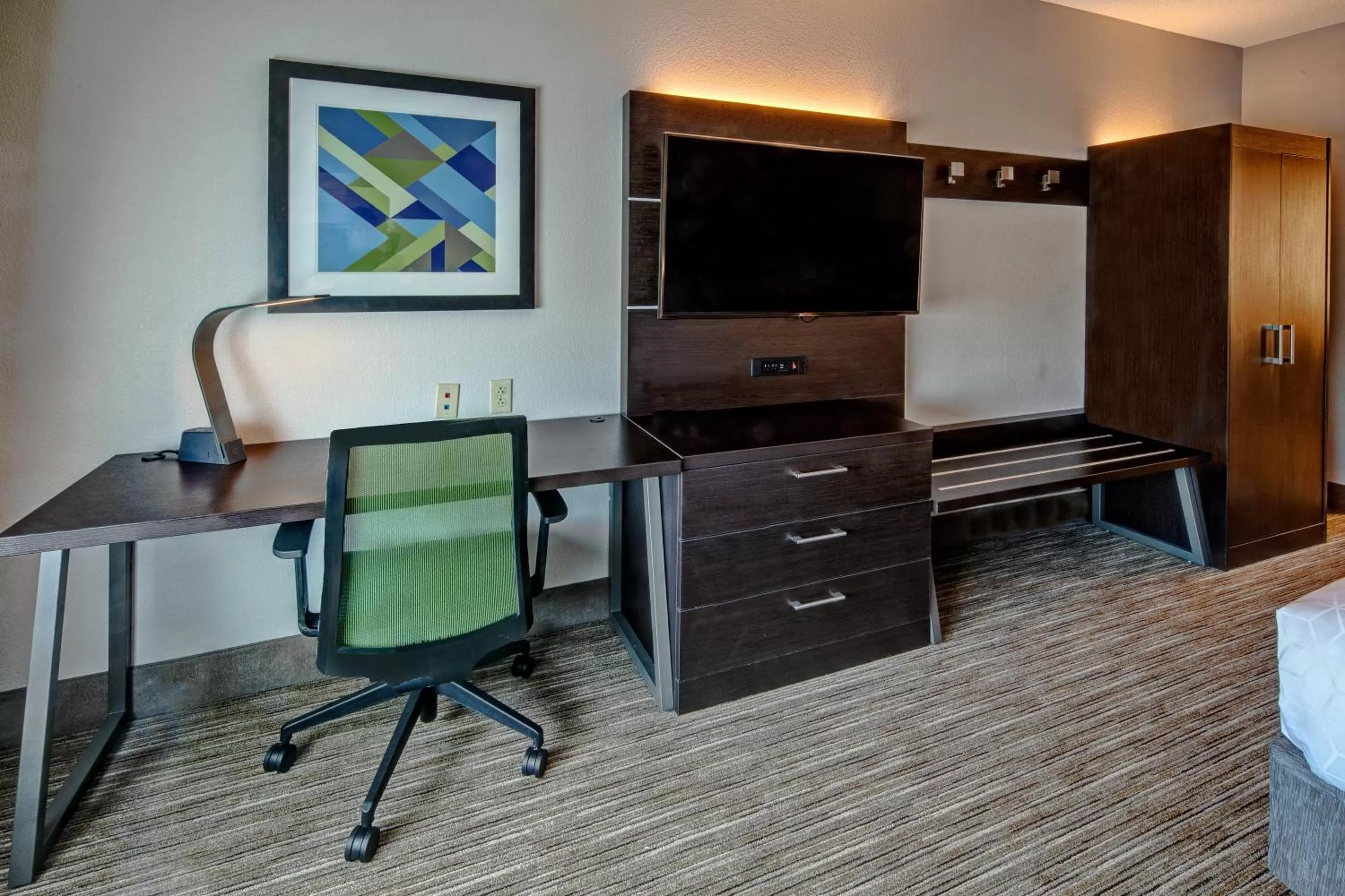 Photo of the whole room in Holiday Inn Express Hotel & Suites Jackson Northeast by IHG