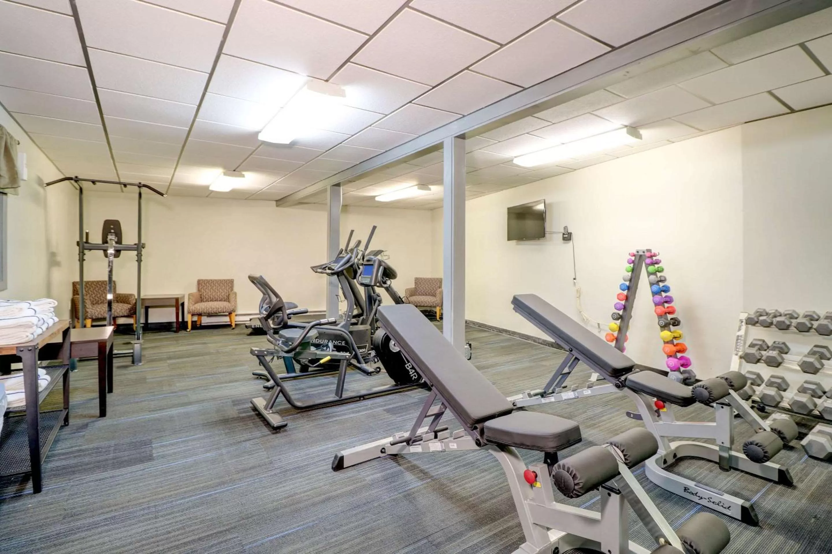 Fitness centre/facilities in Quality Inn & Suites