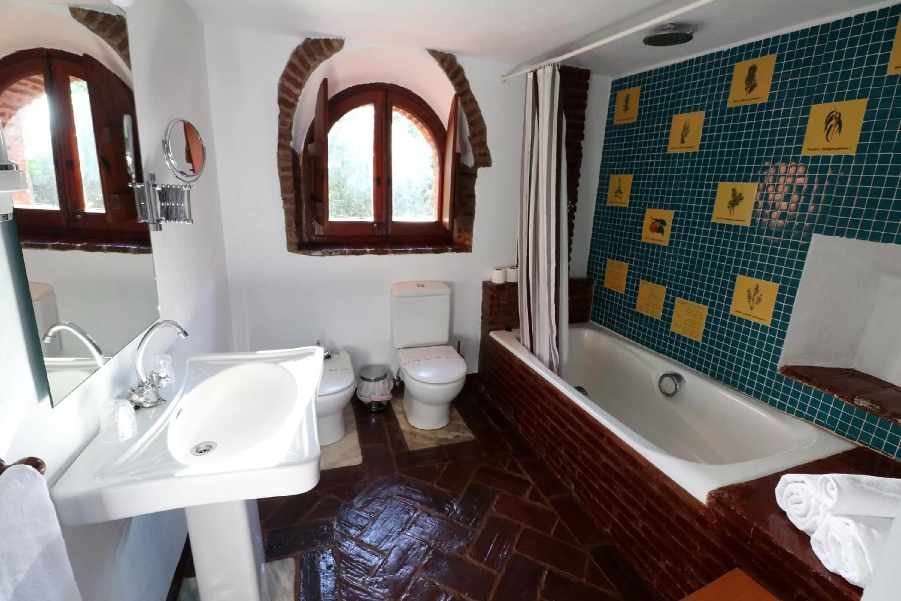 Bathroom in Hotel Monasterio de Rocamador