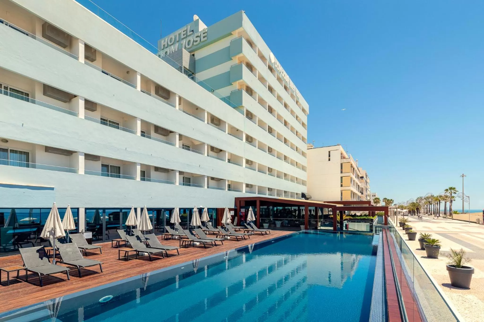 Property building in Dom Jose Beach Hotel (Plus)