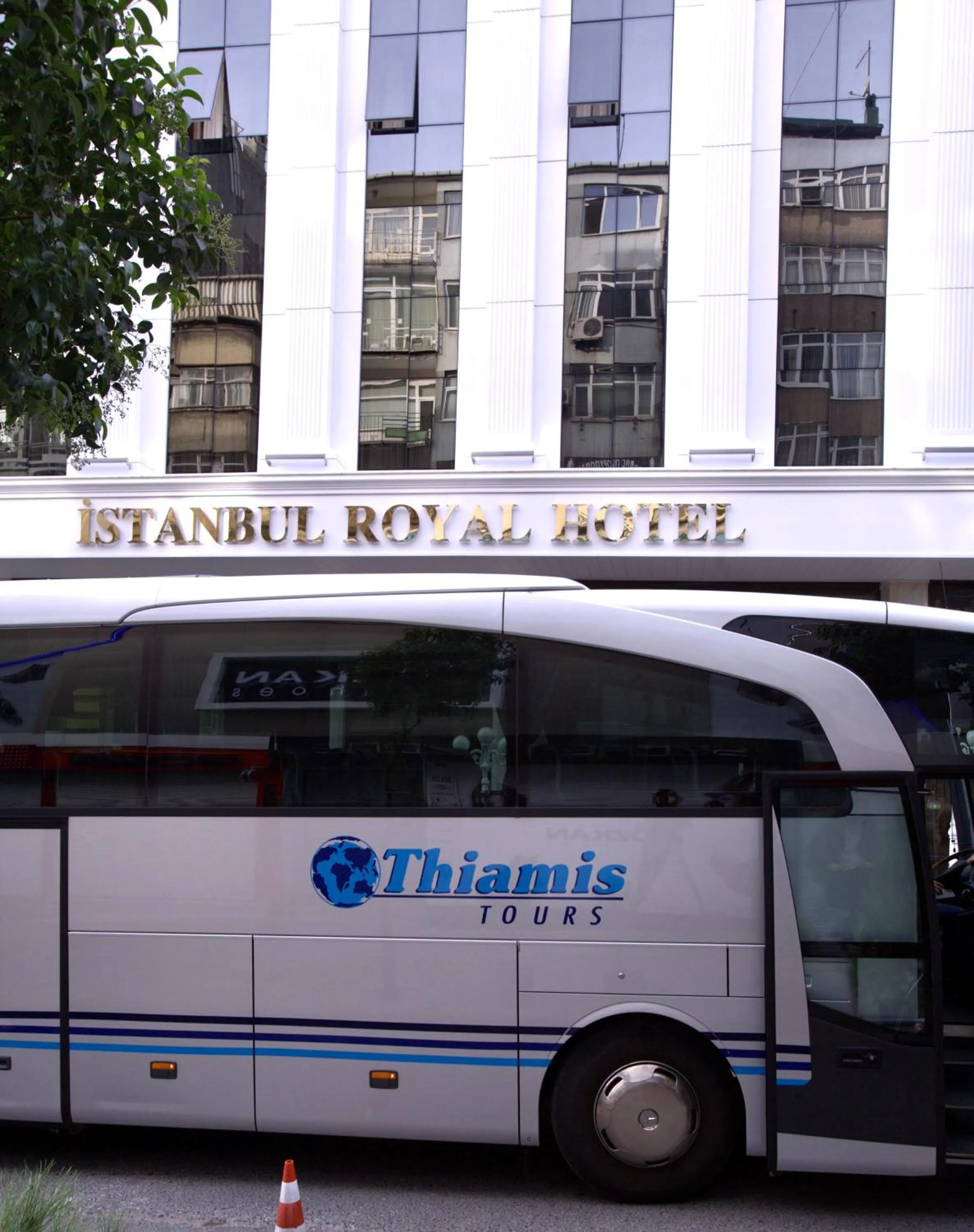 Property building in Istanbul Royal Hotel