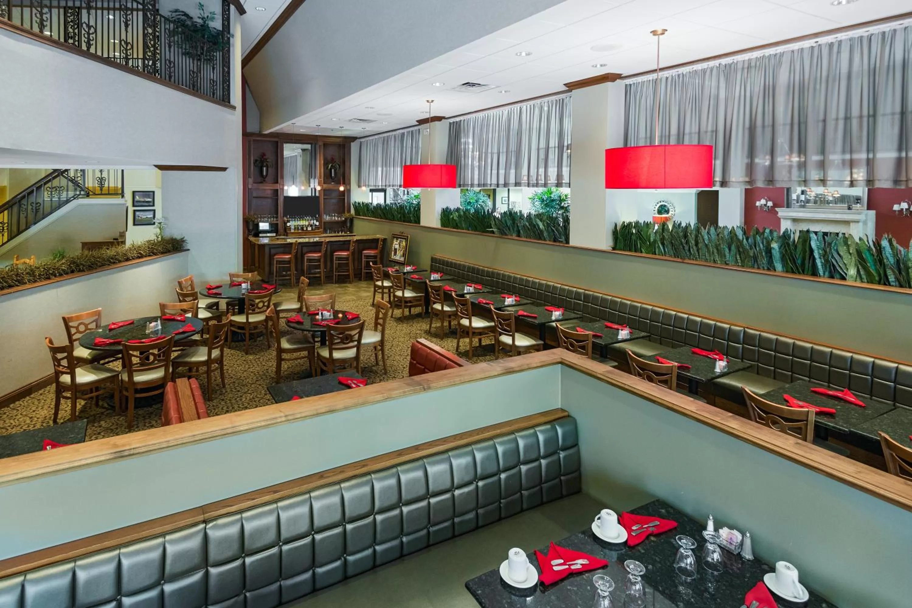 Restaurant/places to eat in Holiday Inn Mobile Downtown Historic District by IHG