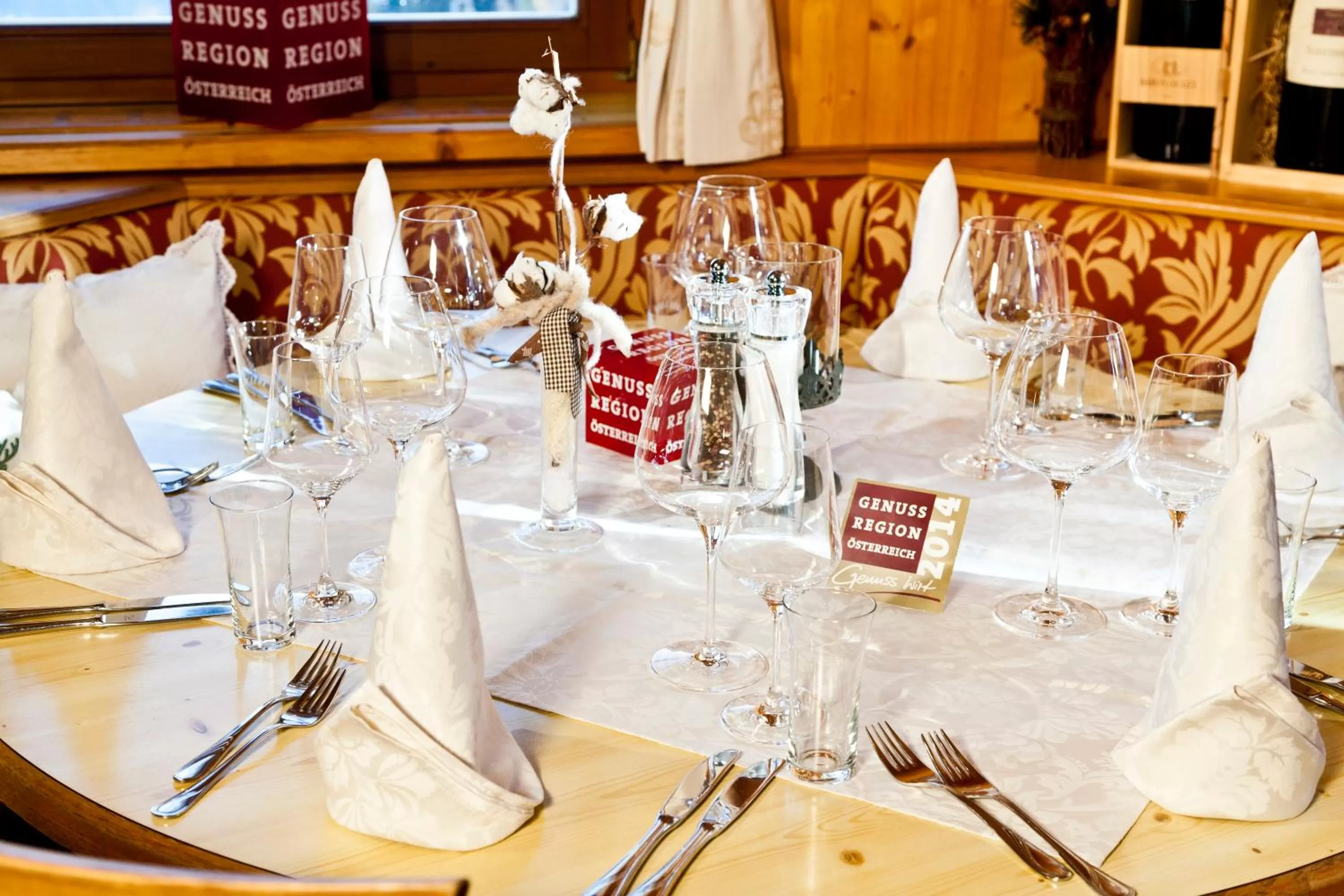 Restaurant/places to eat in Hotel und Alpen Apartments mit Sauna - Bürglhöh