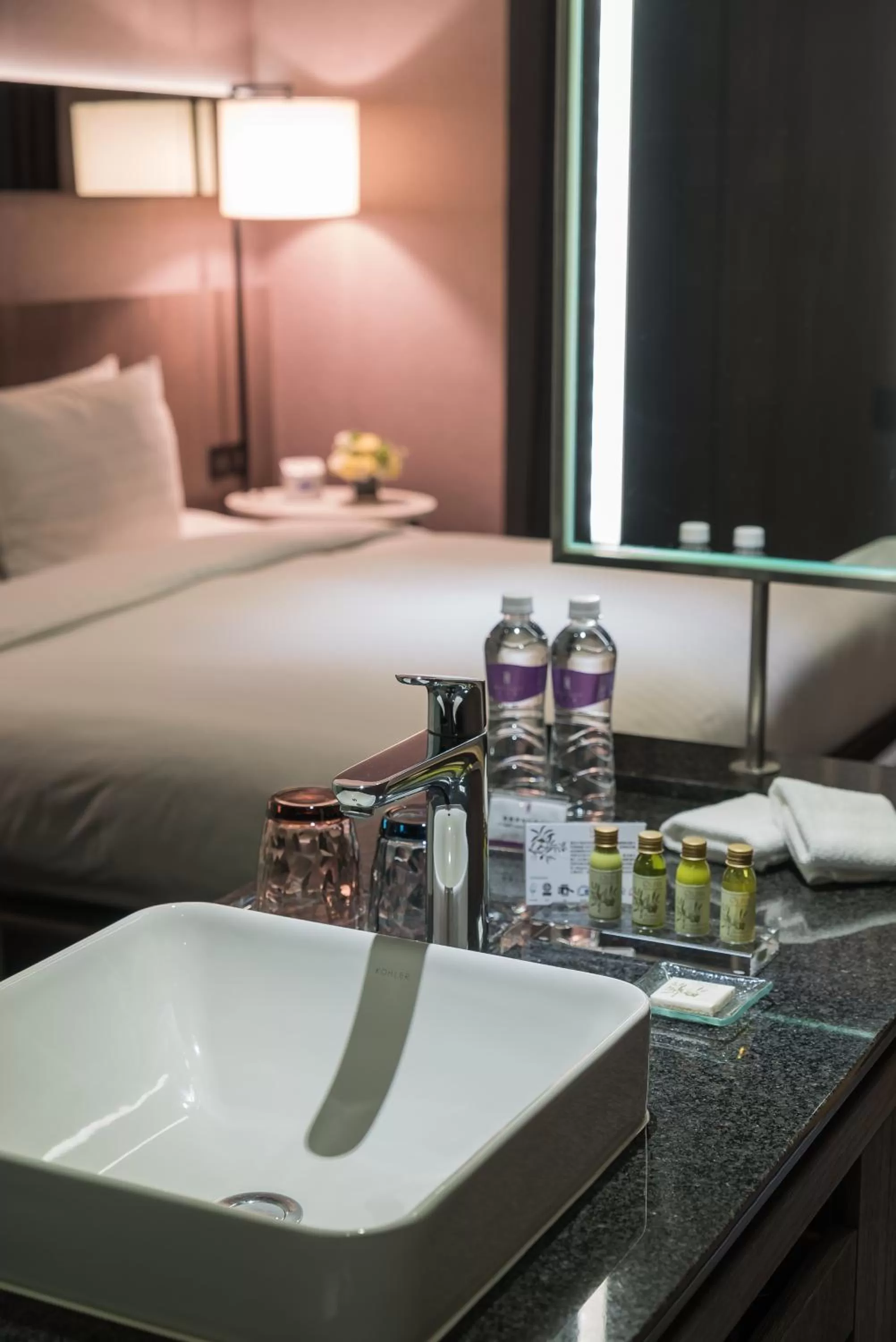 Bed in WESTGATE Hotel