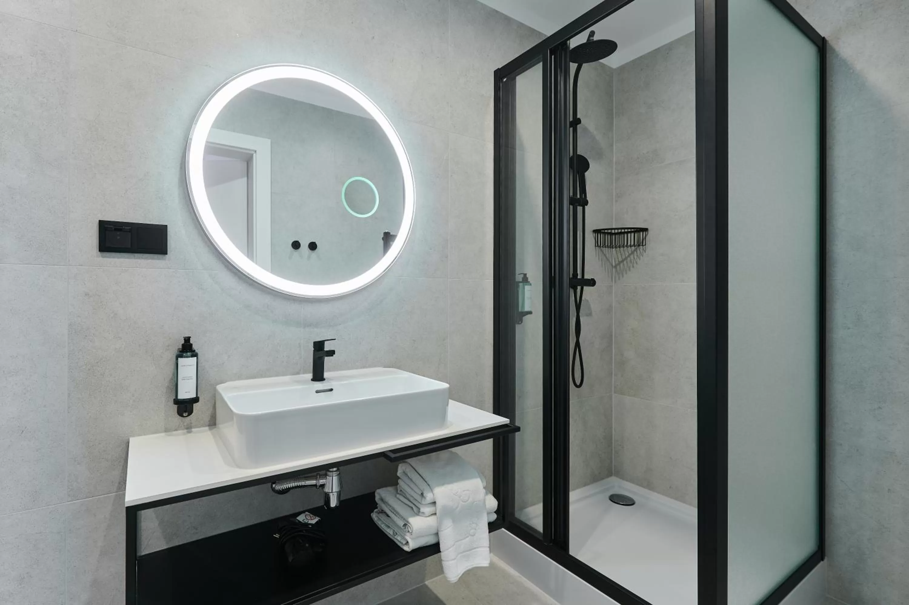 Shower in Best Western Plus Hotel Rzeszow City Center