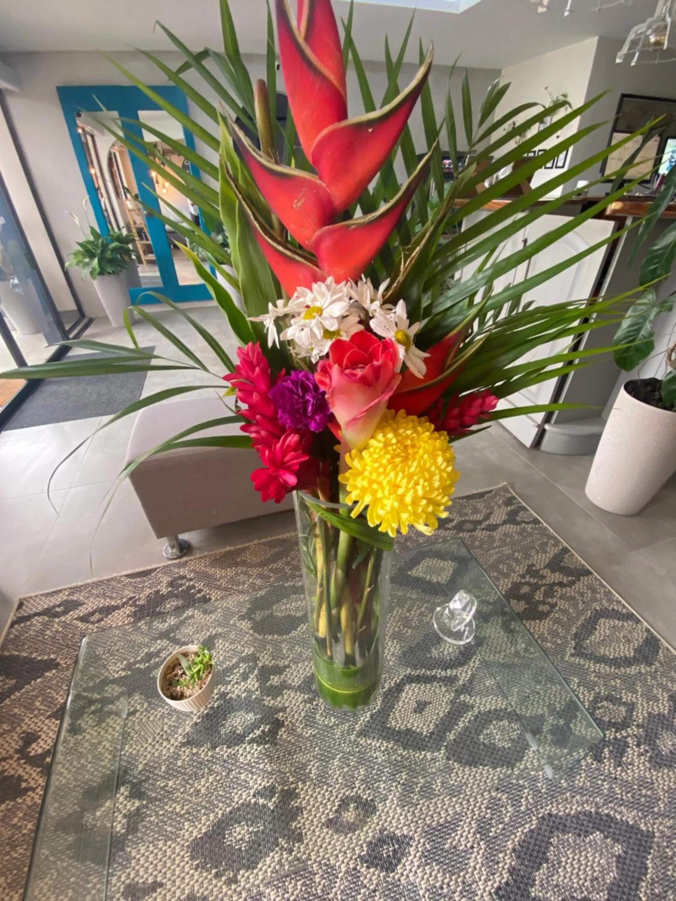 Decorative detail in Berlor Airport Inn