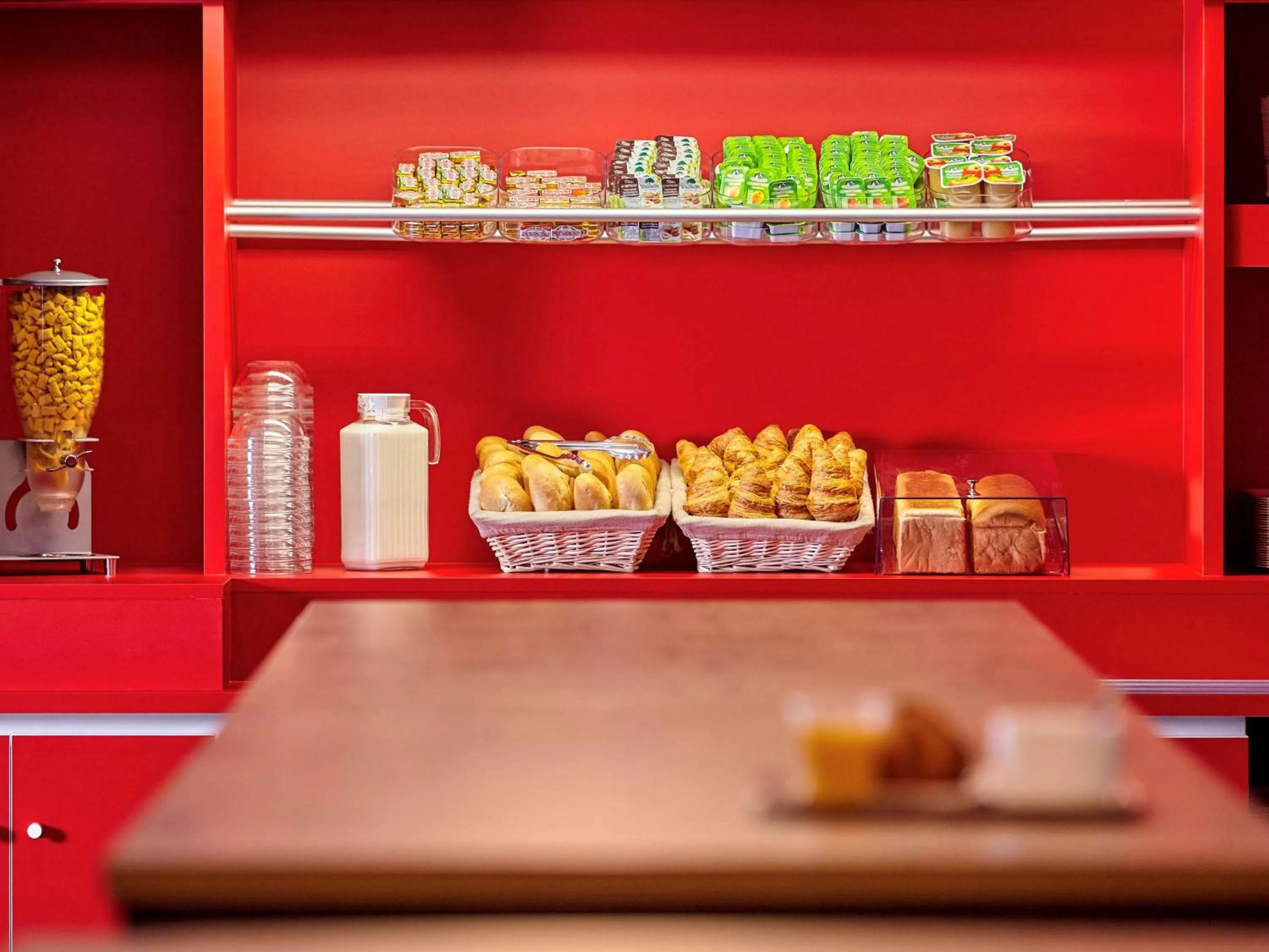 Restaurant/places to eat in hotelF1 Paris Porte de Châtillon