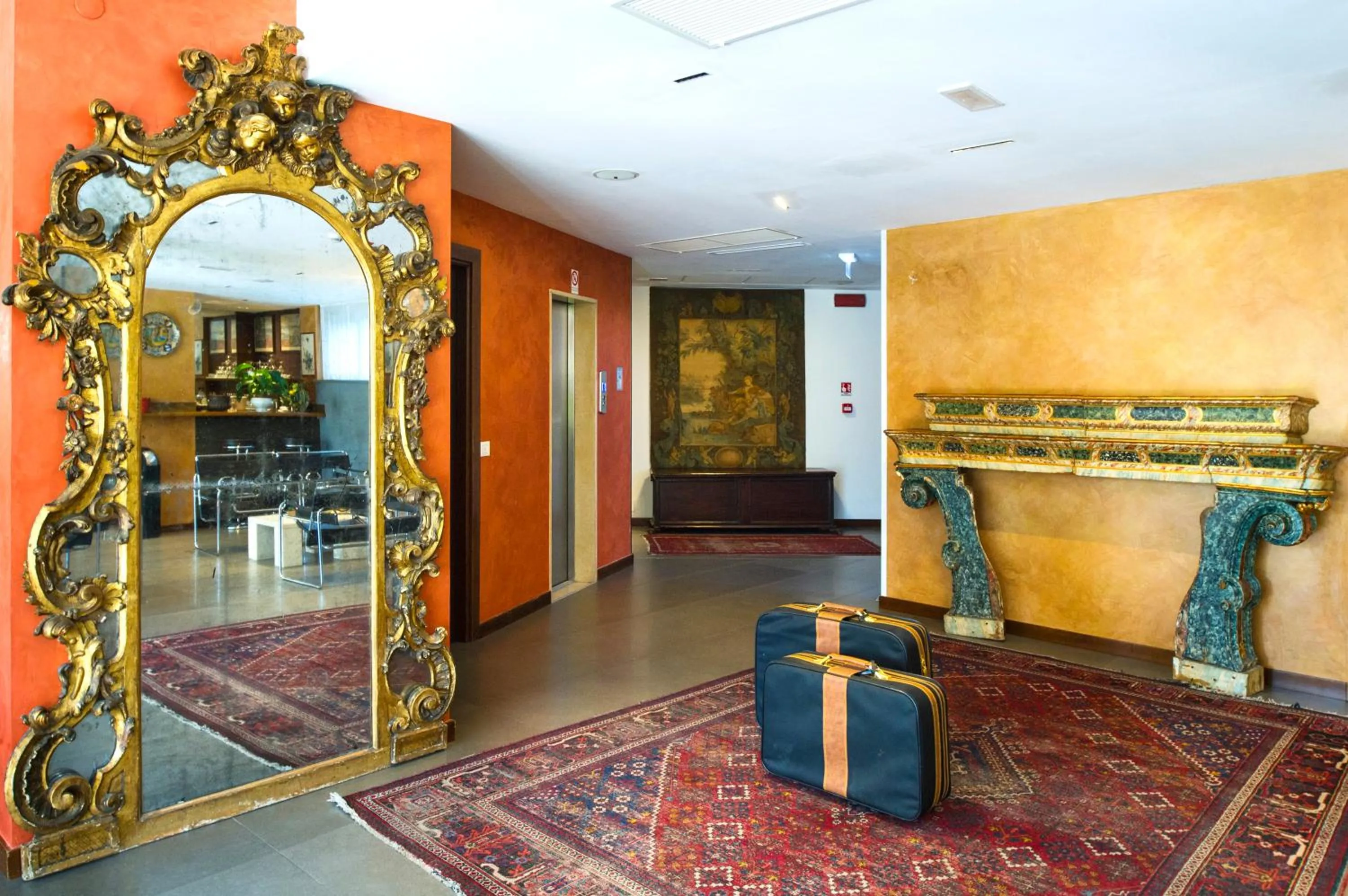 Lobby or reception in Hotel Ghironi